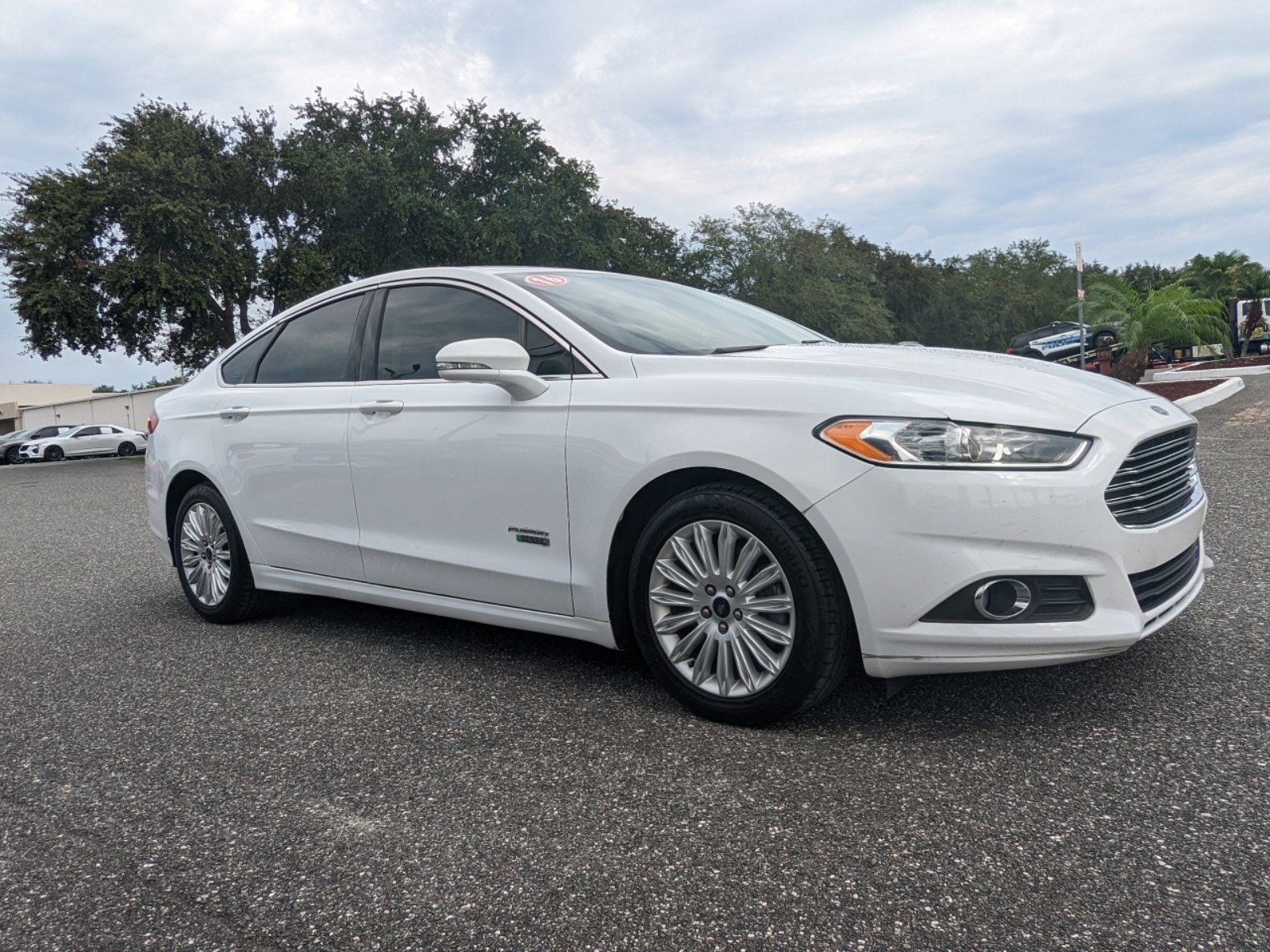 Used 2016 Ford Fusion Energi SE Luxury with VIN 3FA6P0PU9GR324000 for sale in Leesburg, FL