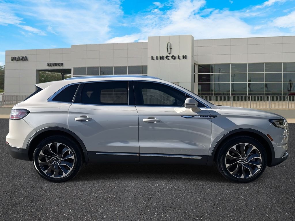 Used 2022 Lincoln Nautilus Reserve SUV