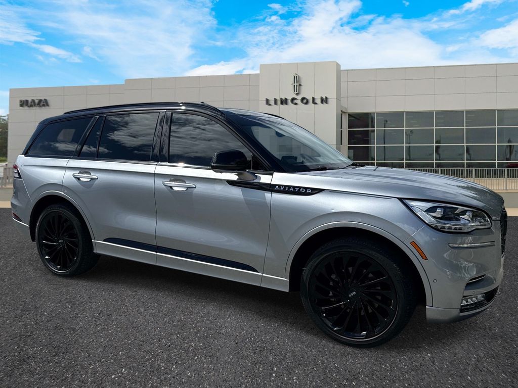 2023 Lincoln Aviator