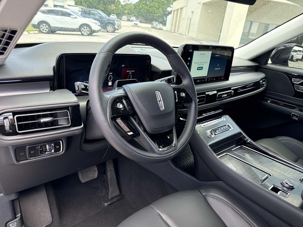 2026 Lincoln Aviator Premiere - Photo 33