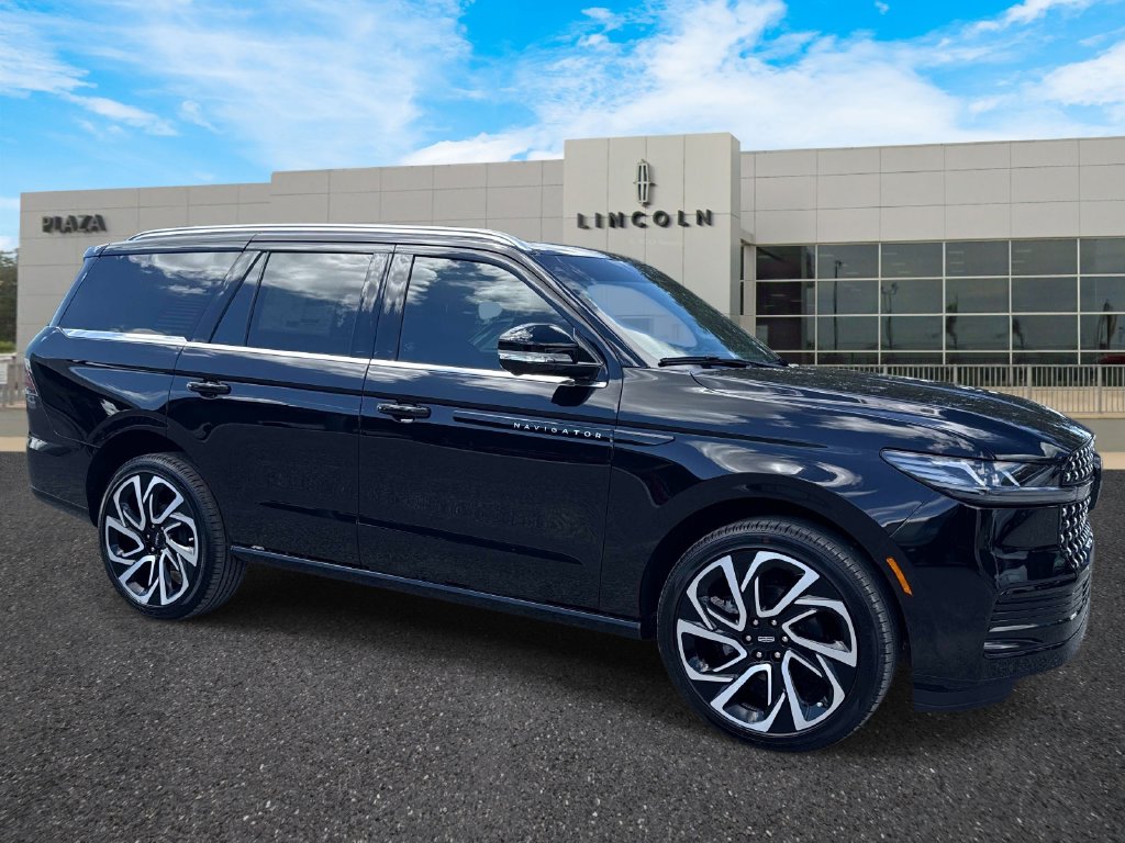 2027 Lincoln Navigator