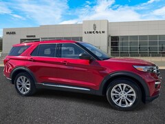2023 Ford Explorer XLT SUV