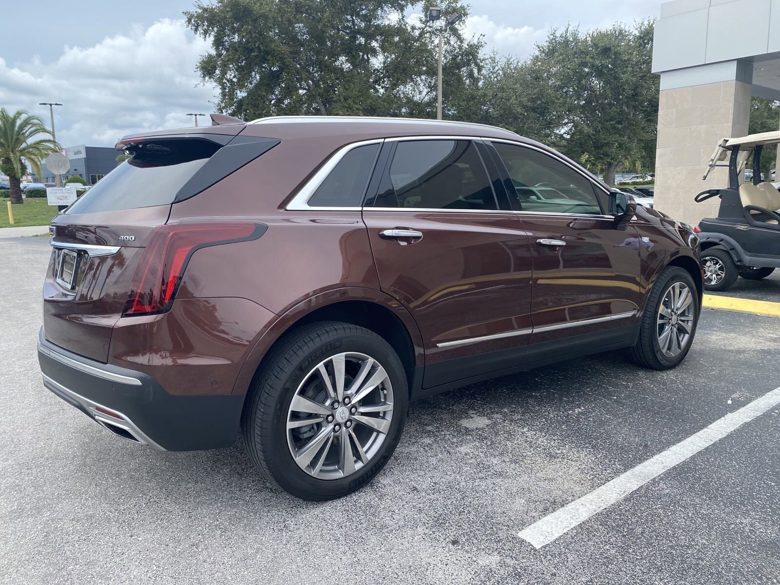 Certified 2022 Cadillac XT5 Premium Luxury with VIN 1GYKNCRS4NZ105508 for sale in Leesburg, FL