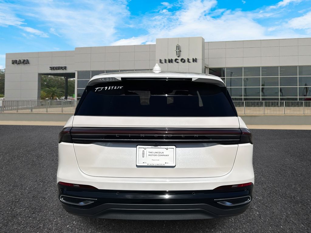 2026 Lincoln Nautilus Premiere photo 2