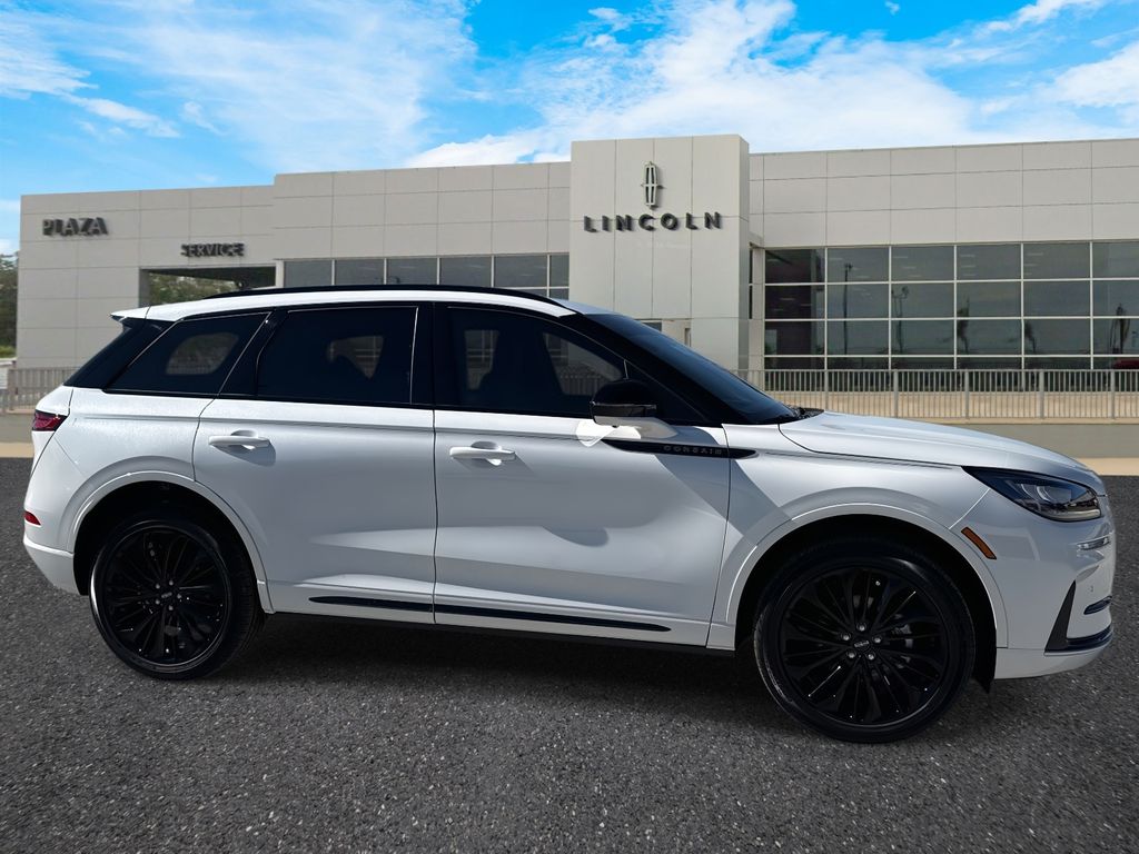 2026 Lincoln Corsair Premiere's photo