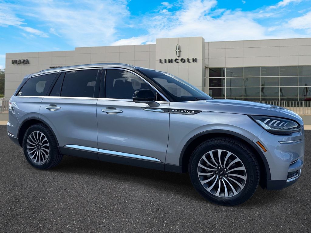 2022 Lincoln Aviator Reserve AWD's photo