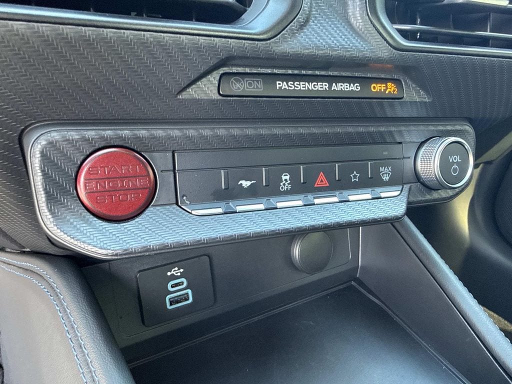 2025 Ford Mustang Dark Horse - Photo 22