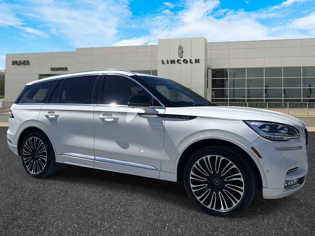 2024 Lincoln Aviator SUV 
