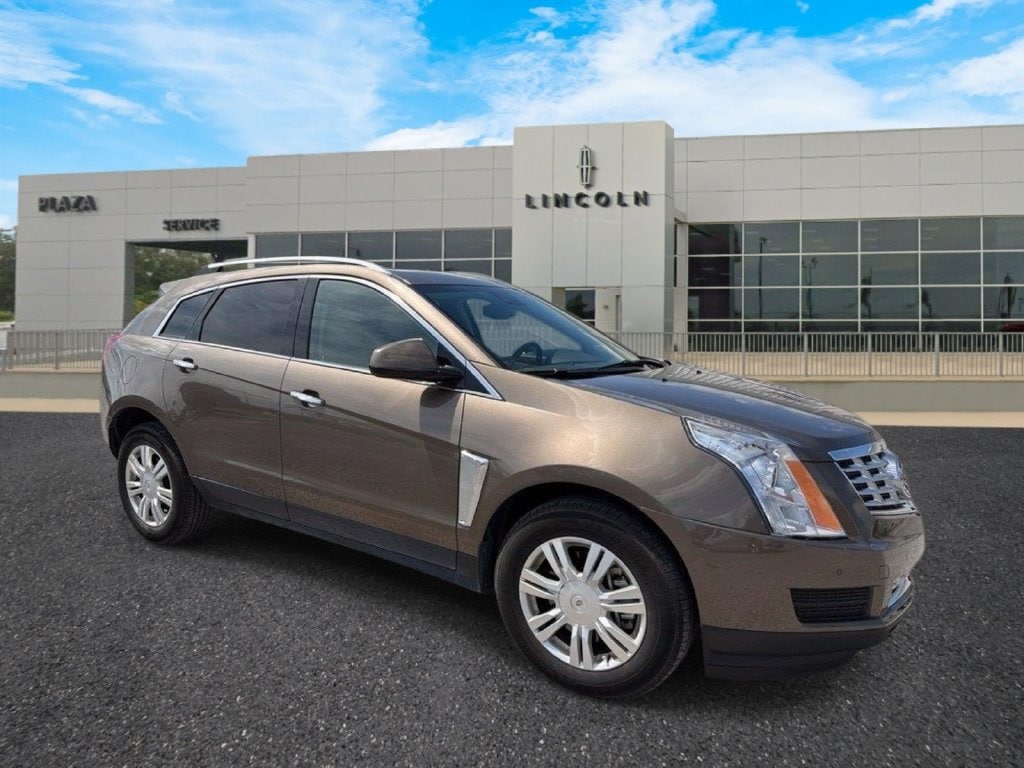 Used 2016 Cadillac SRX Luxury Collection with VIN 3GYFNBE38GS542972 for sale in Leesburg, FL