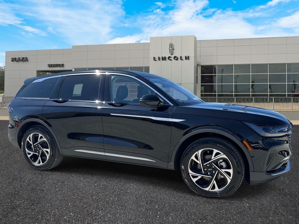 2026 Lincoln Nautilus Premiere AWD's photo