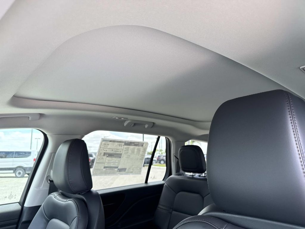 2026 Lincoln Aviator Premiere - Photo 32