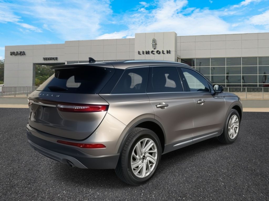 2020 Lincoln Corsair Standard photo 4