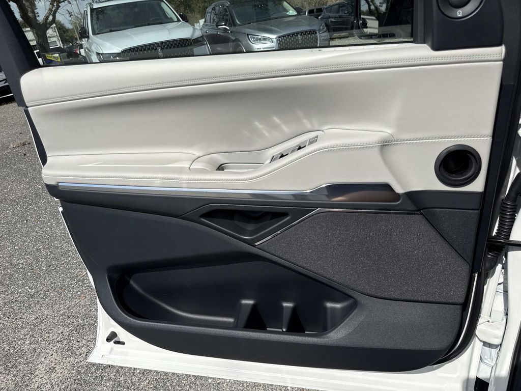 2026 Lincoln Navigator Reserve - Photo 20