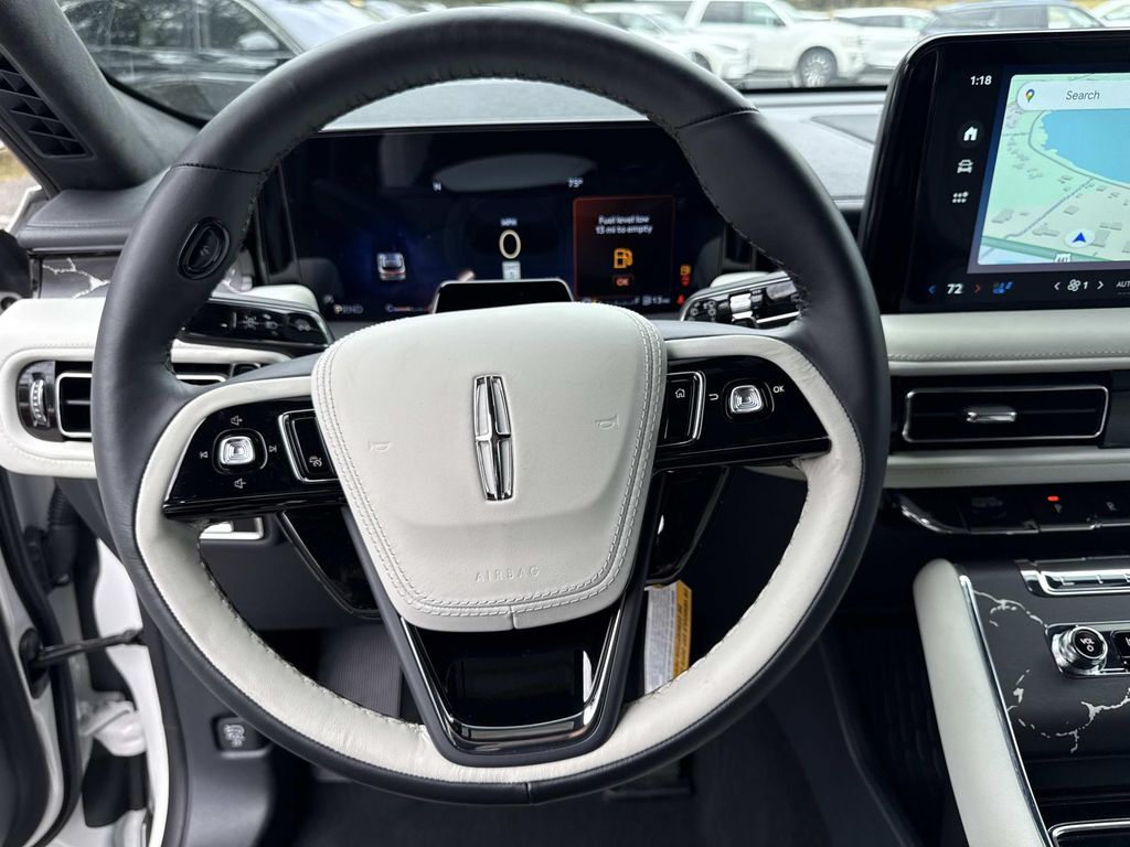 2025 Lincoln Aviator Black Label - Photo 27