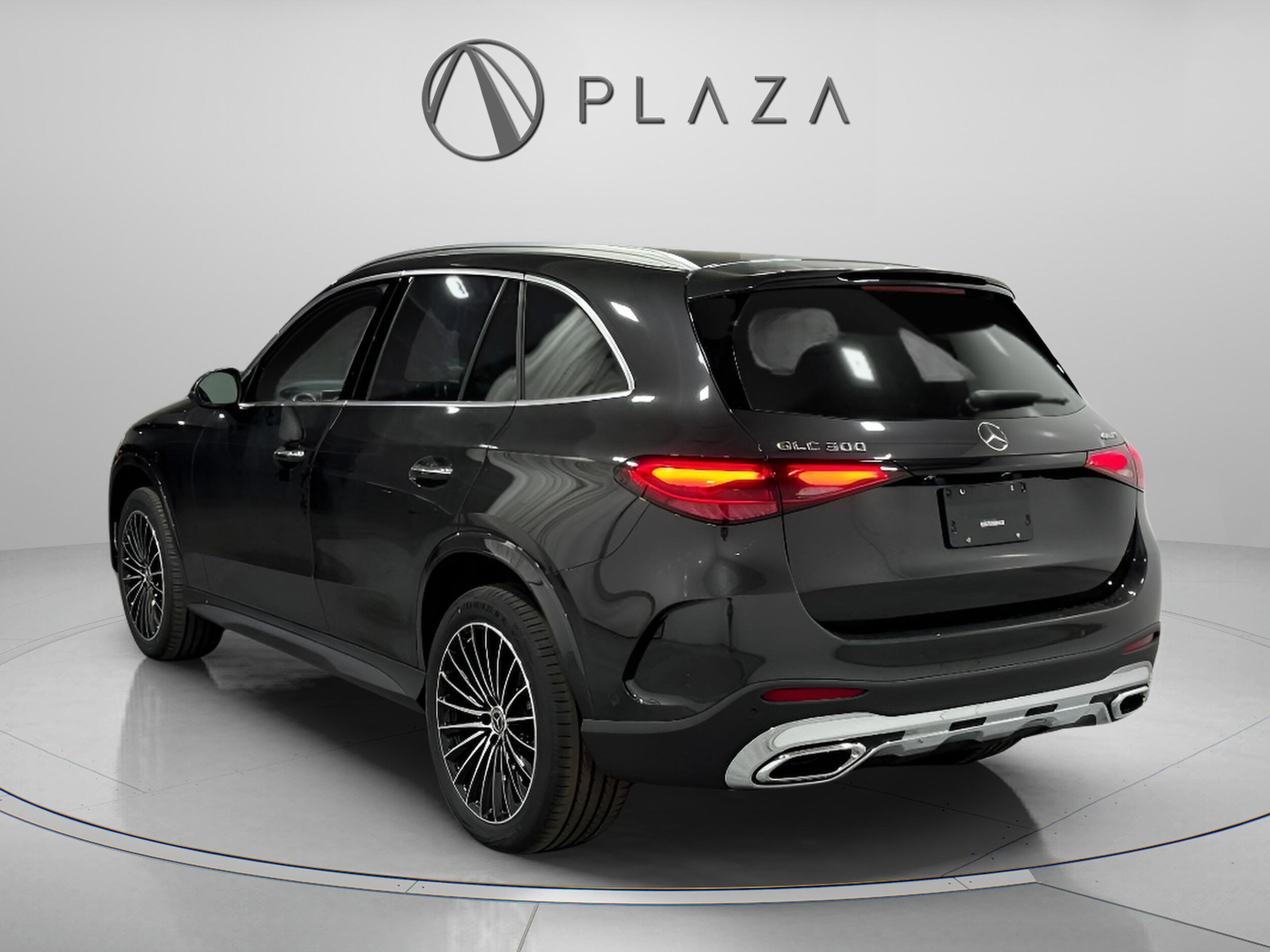 2026 Mercedes Benz GLC 300 4MATIC photo 3