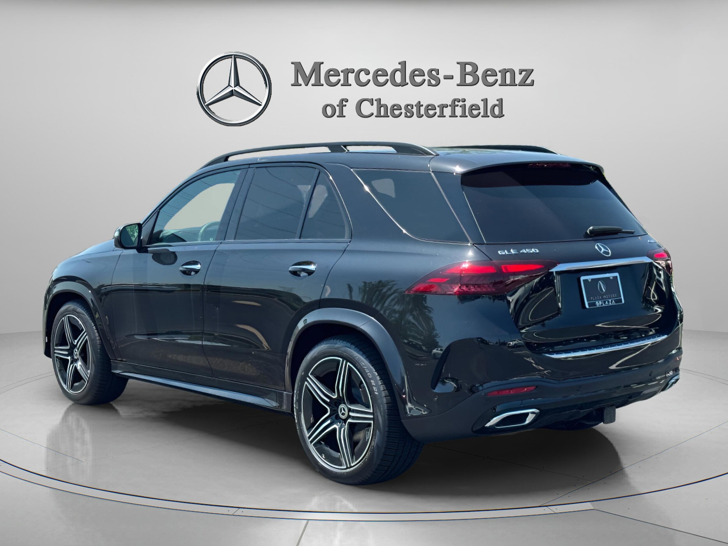 2025 Mercedes Benz GLE 450 4MATIC photo 3