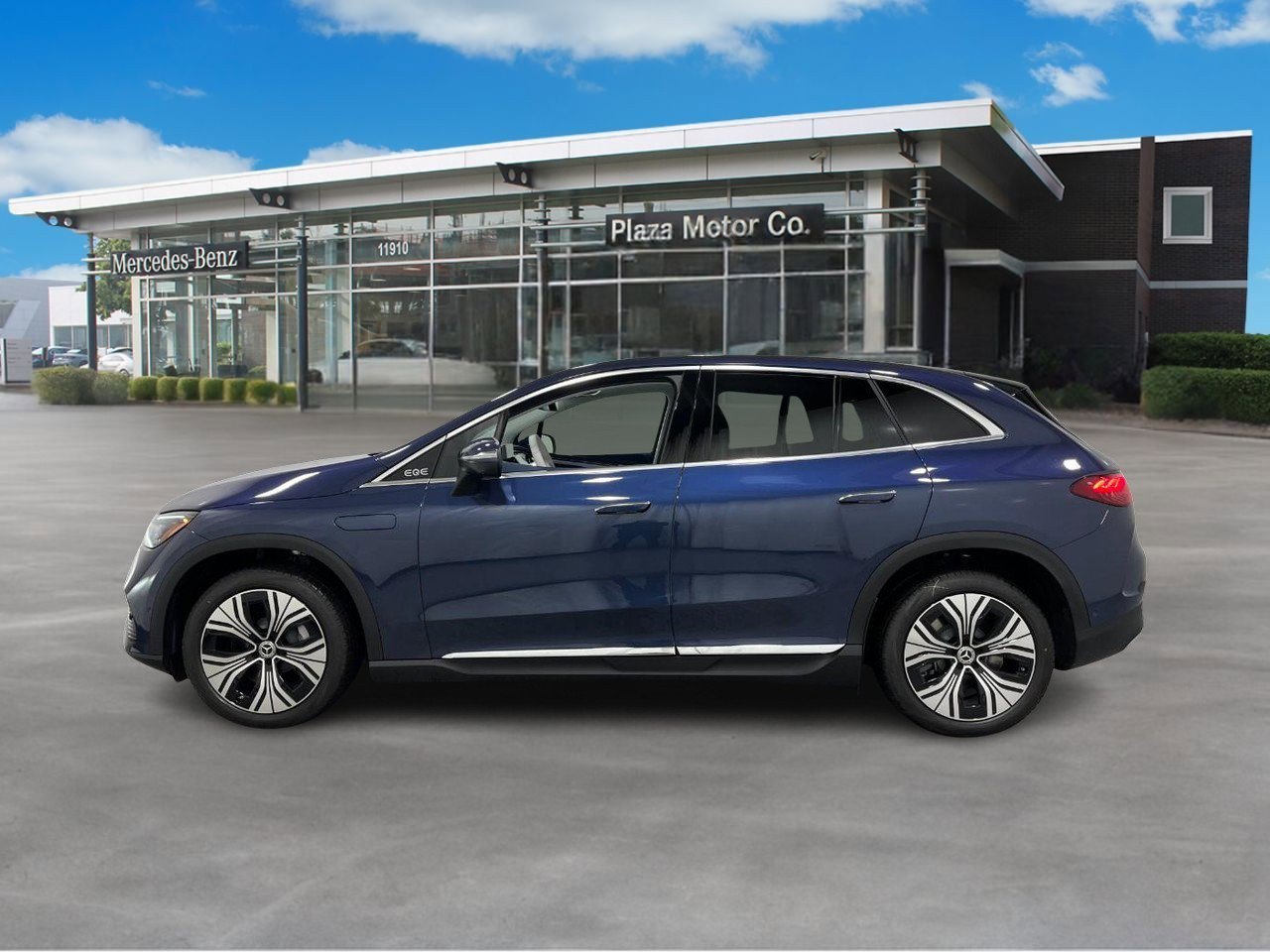 Used 2025 Mercedes-Benz EQE SUV Base with VIN 4JGGM1CB6SA063442 for sale in Creve Coeur, MO