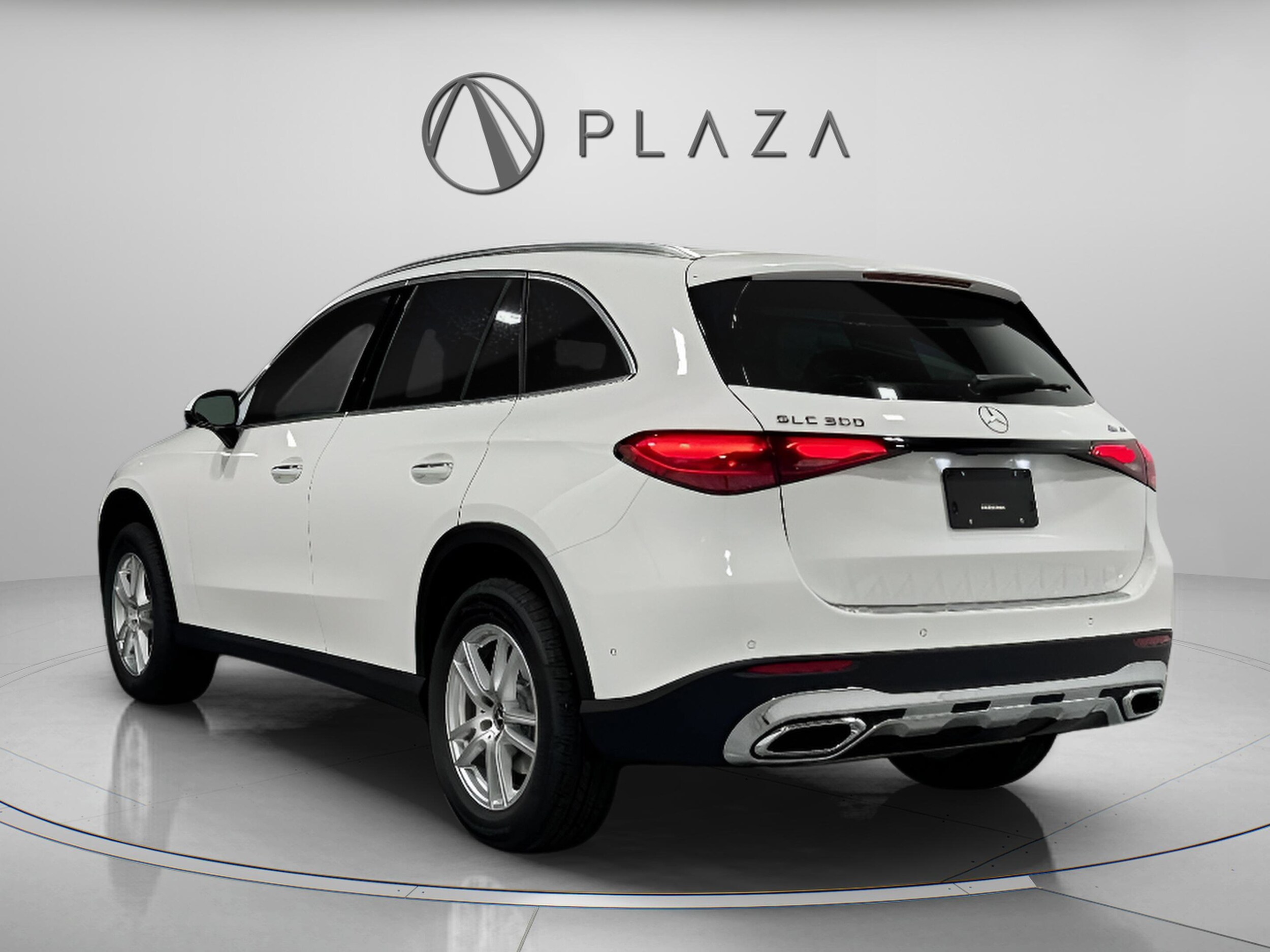 2026 Mercedes Benz GLC 300 4MATIC photo 3