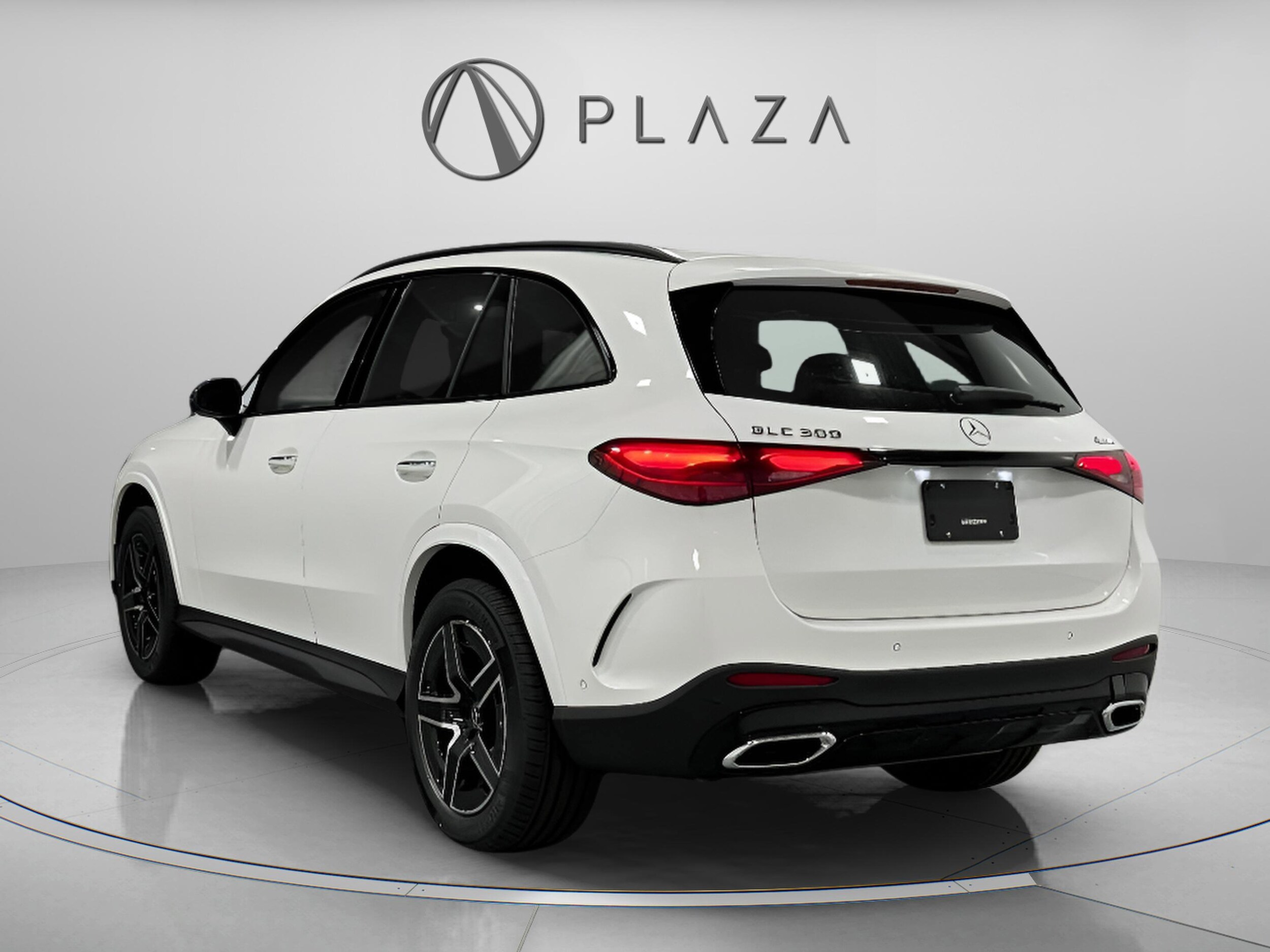 2026 Mercedes Benz GLC 300 4MATIC photo 3