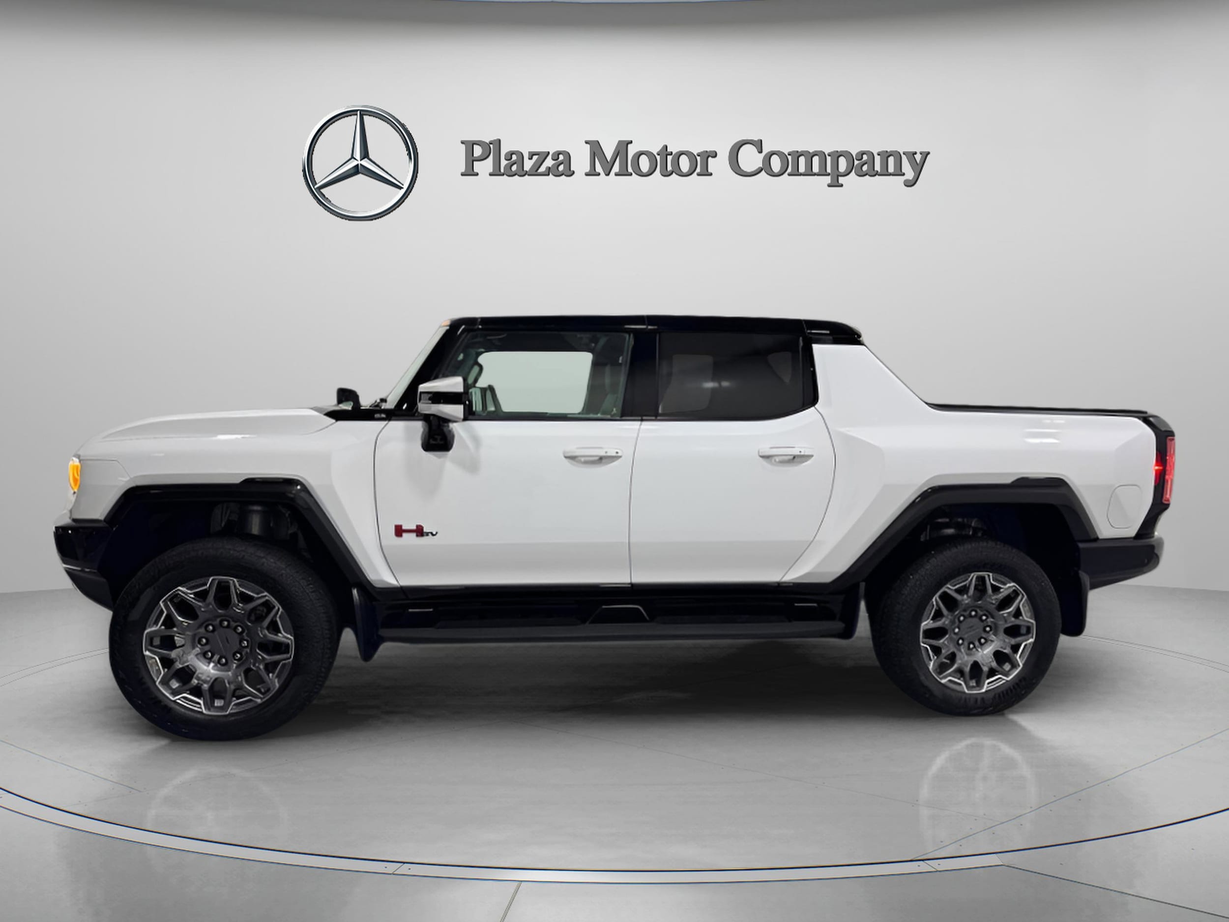 Used 2024 GMC HUMMER EV 3X with VIN 1GT10DDBXRU104587 for sale in Creve Coeur, MO