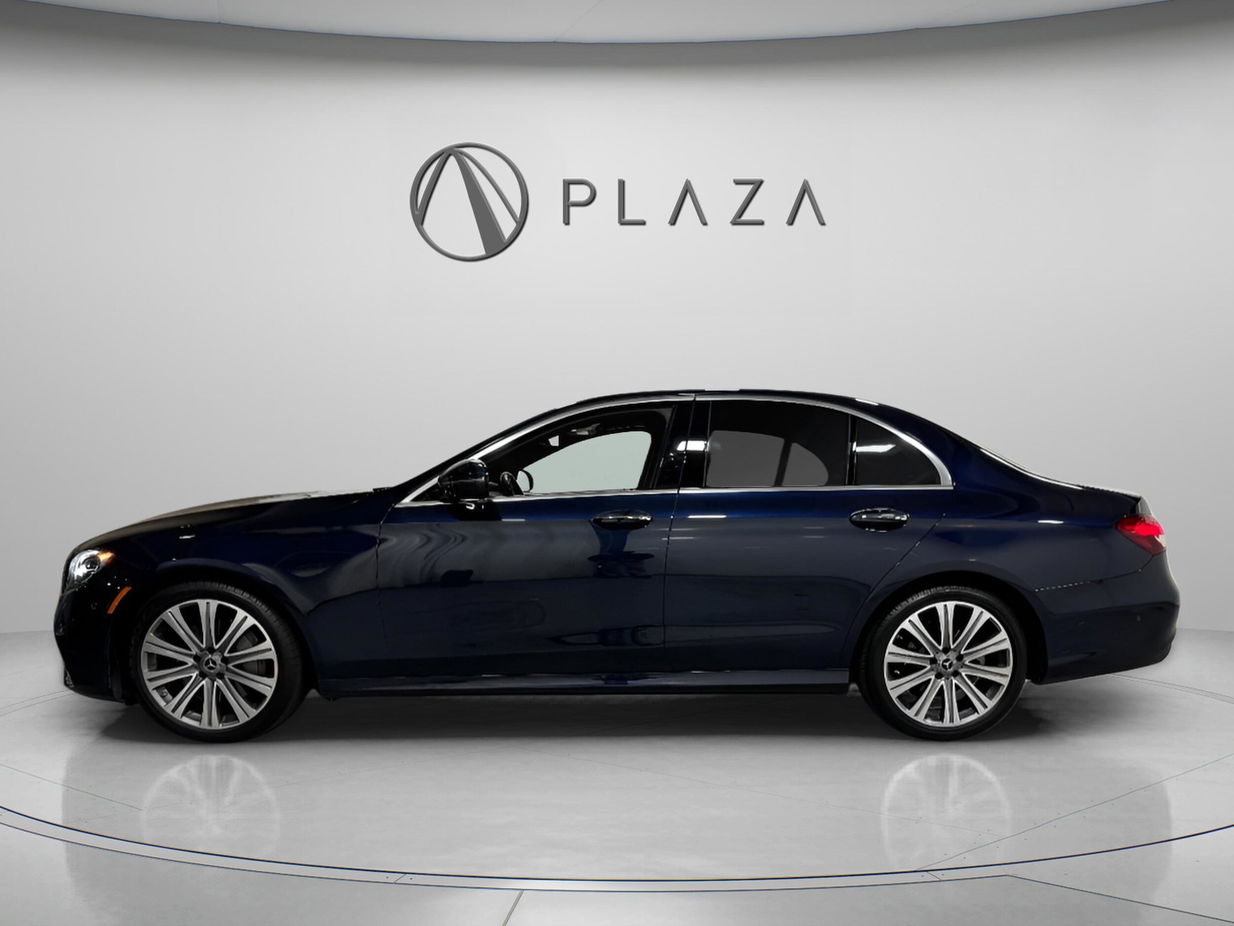 2023 Mercedes Benz E 350 4MATIC Sedan photo 2