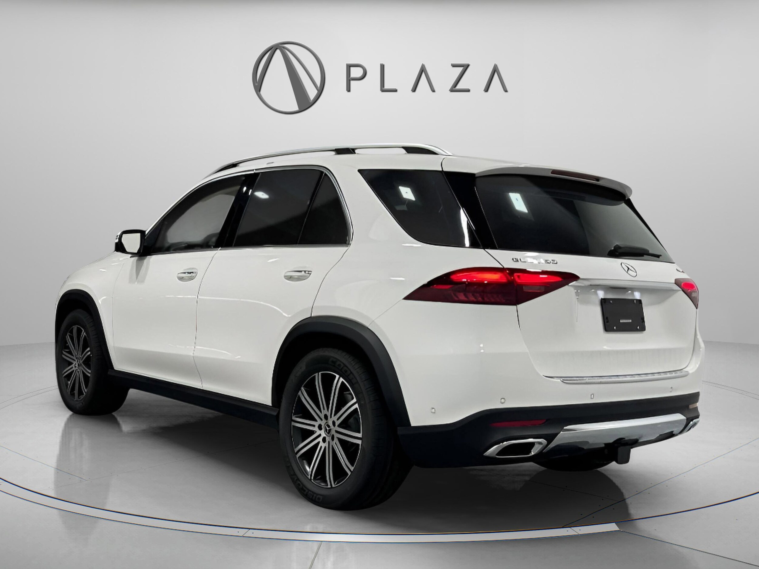 2026 Mercedes Benz GLE 350 4MATIC photo 2