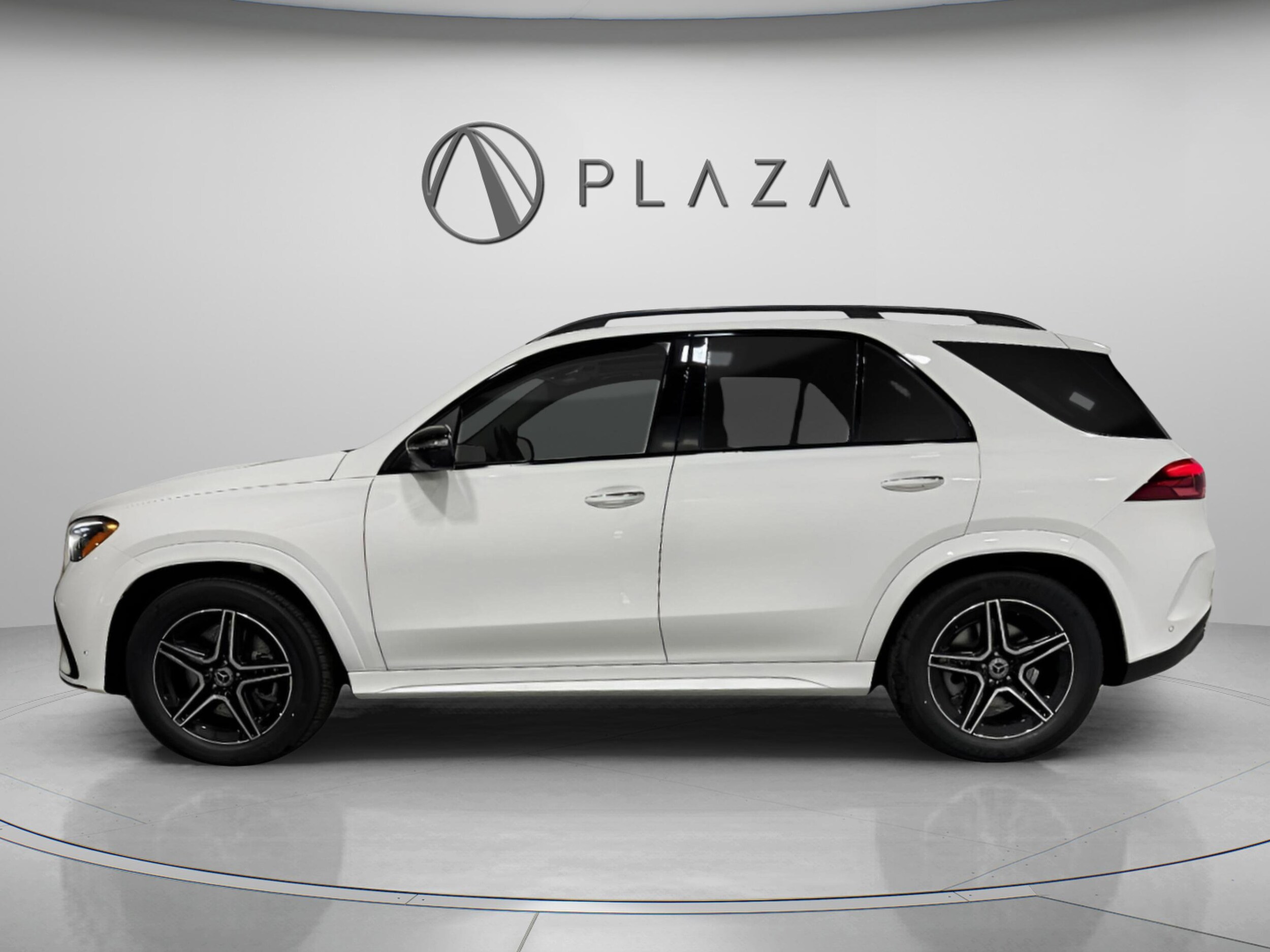 2026 Mercedes Benz GLE 450 4MATIC photo 2