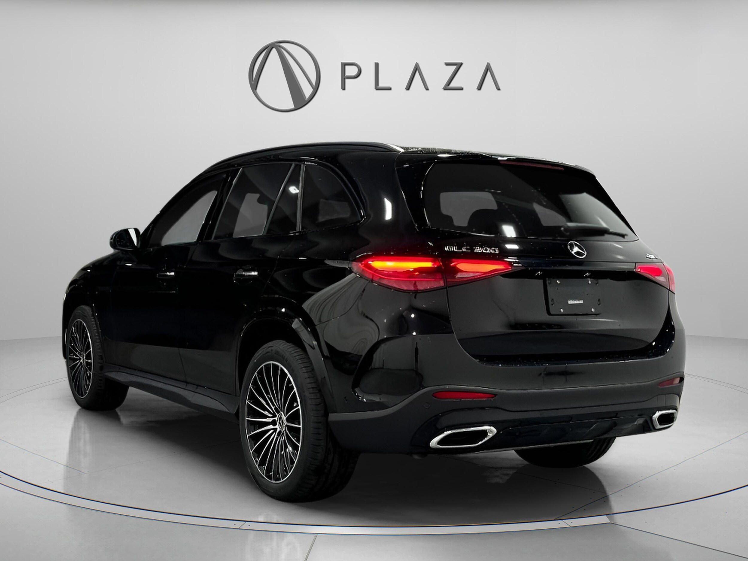 2026 Mercedes Benz GLC 300 4MATIC photo 2