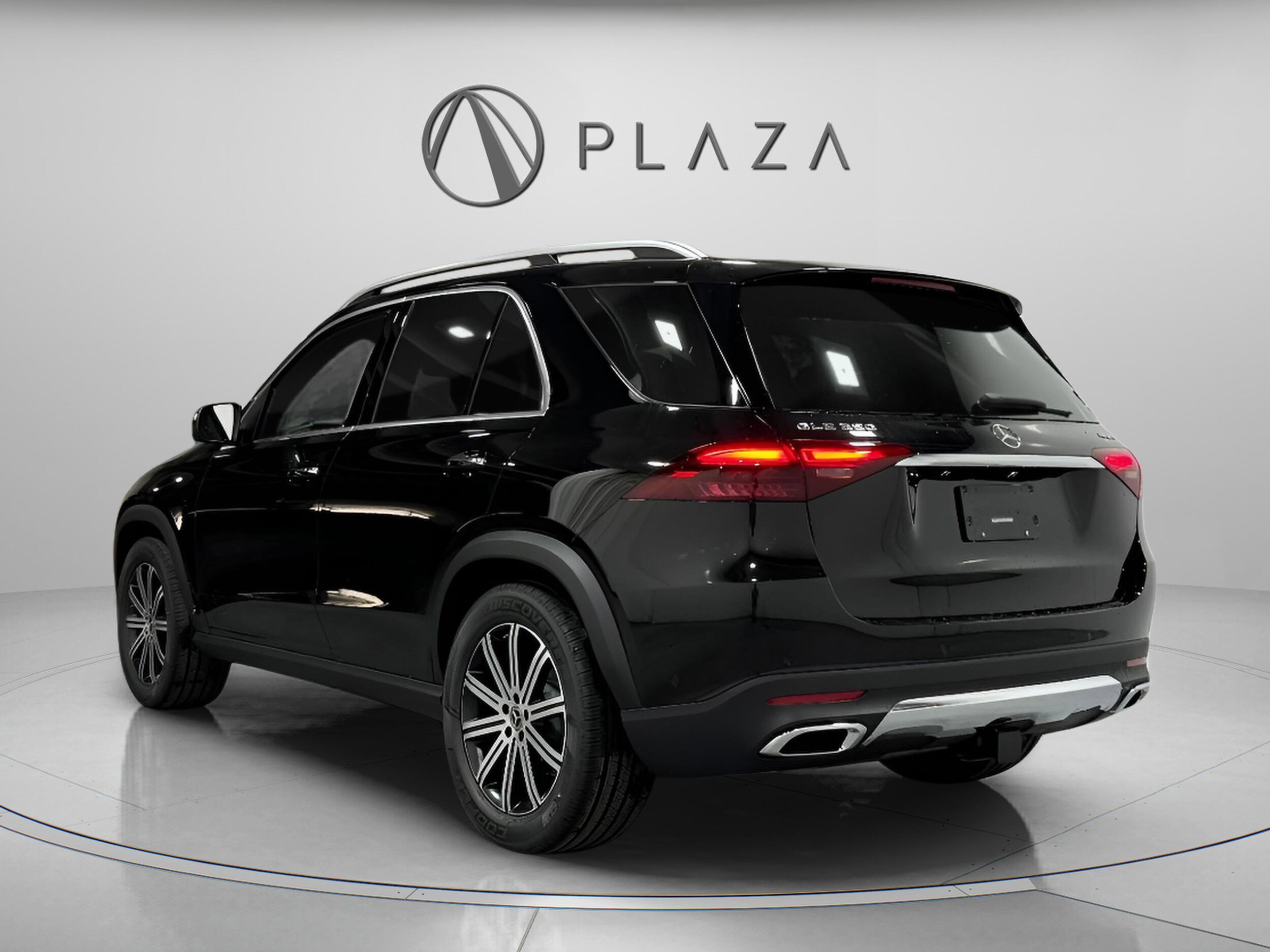 2026 Mercedes Benz GLE 350 4MATIC photo 2