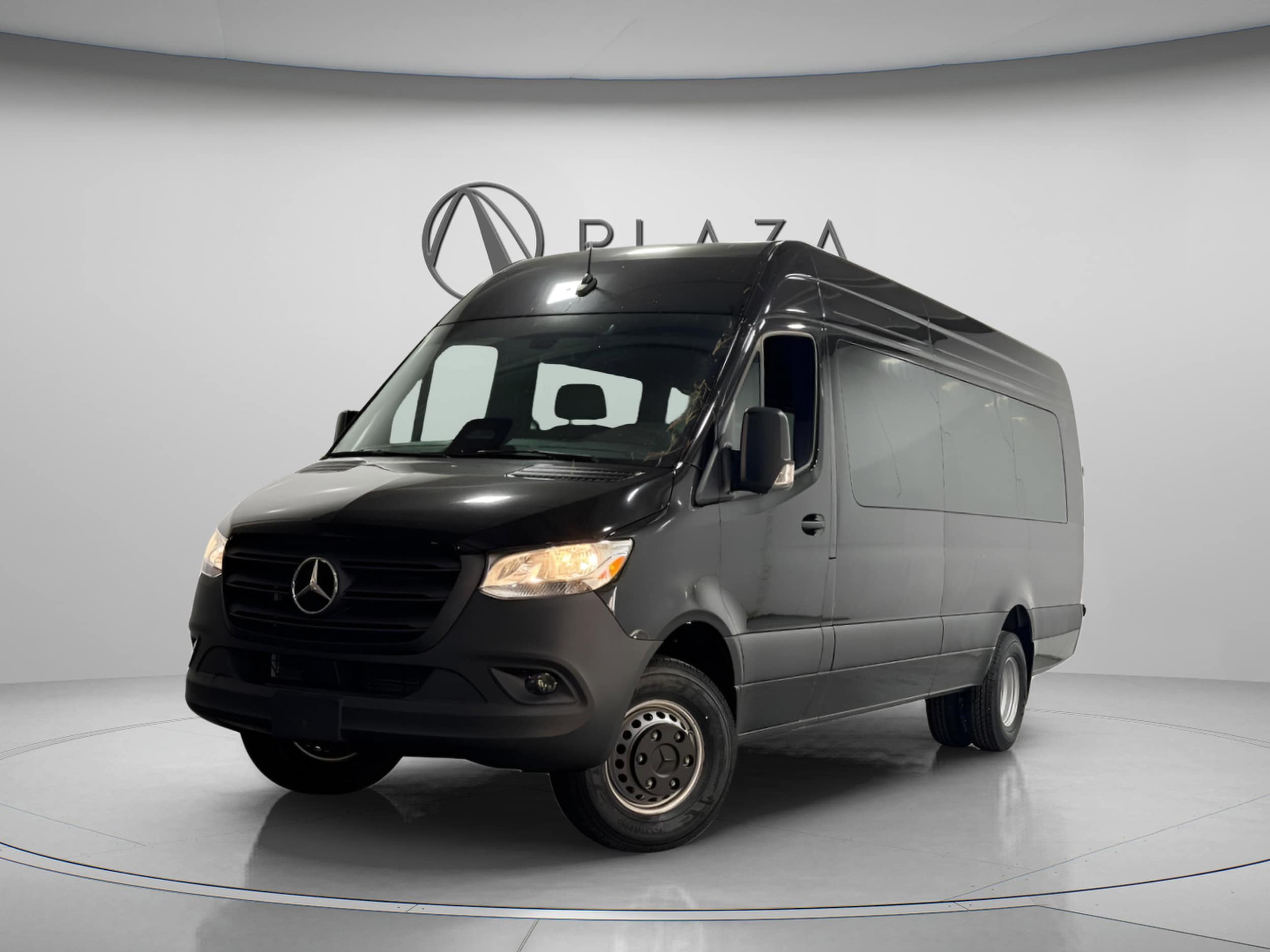 2025 Mercedes-Benz Sprinter Cargo Van Base's photo