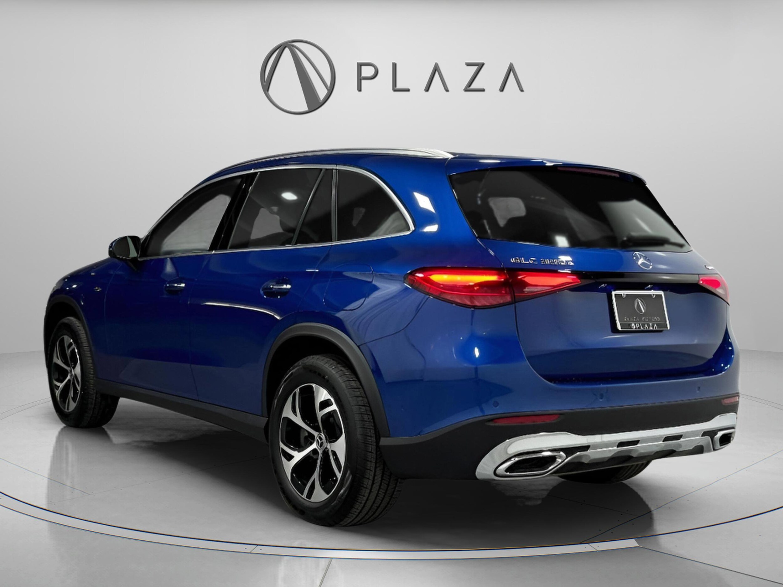 2025 Mercedes Benz GLC 350e 4MATIC photo 2