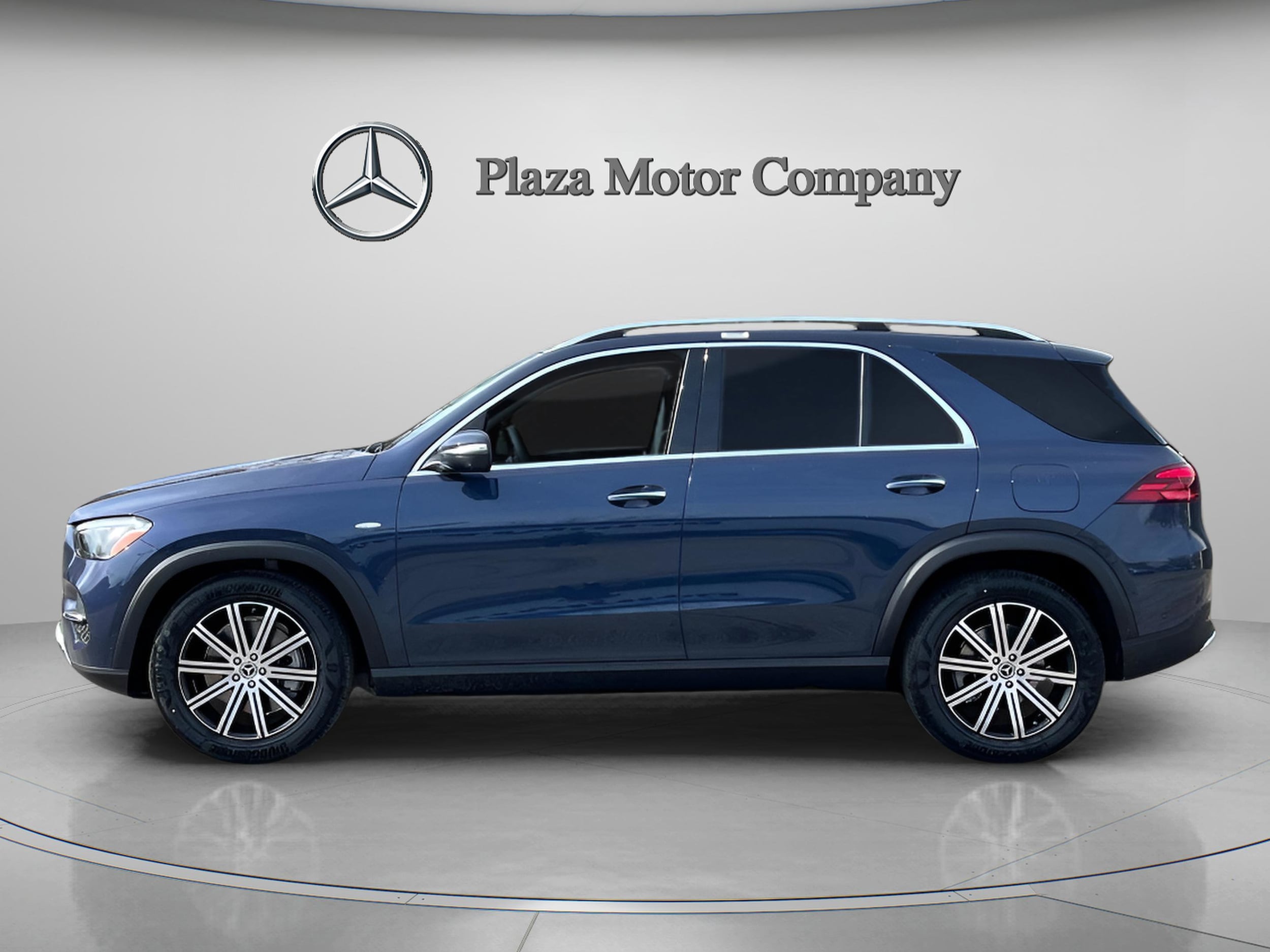 Used 2025 Mercedes-Benz GLE GLE450E with VIN 4JGFB4GBXSB394872 for sale in Creve Coeur, MO