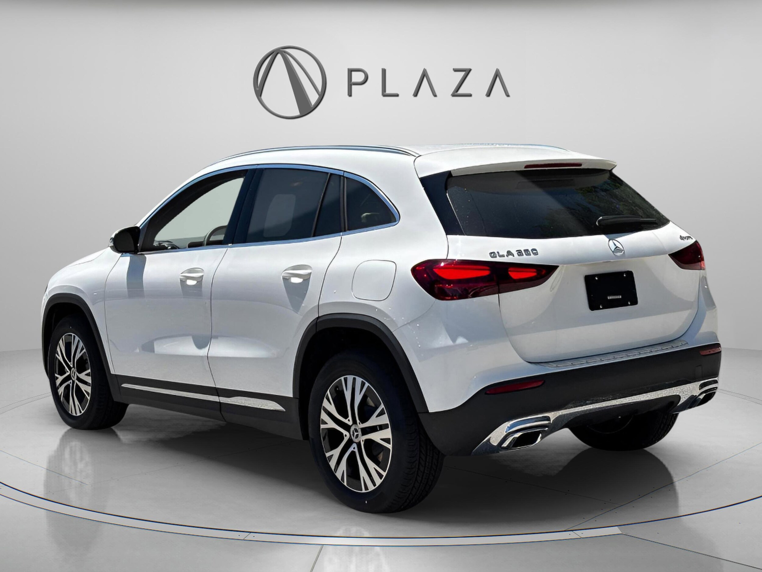 2025 Mercedes Benz GLA 250 4MATIC photo 3