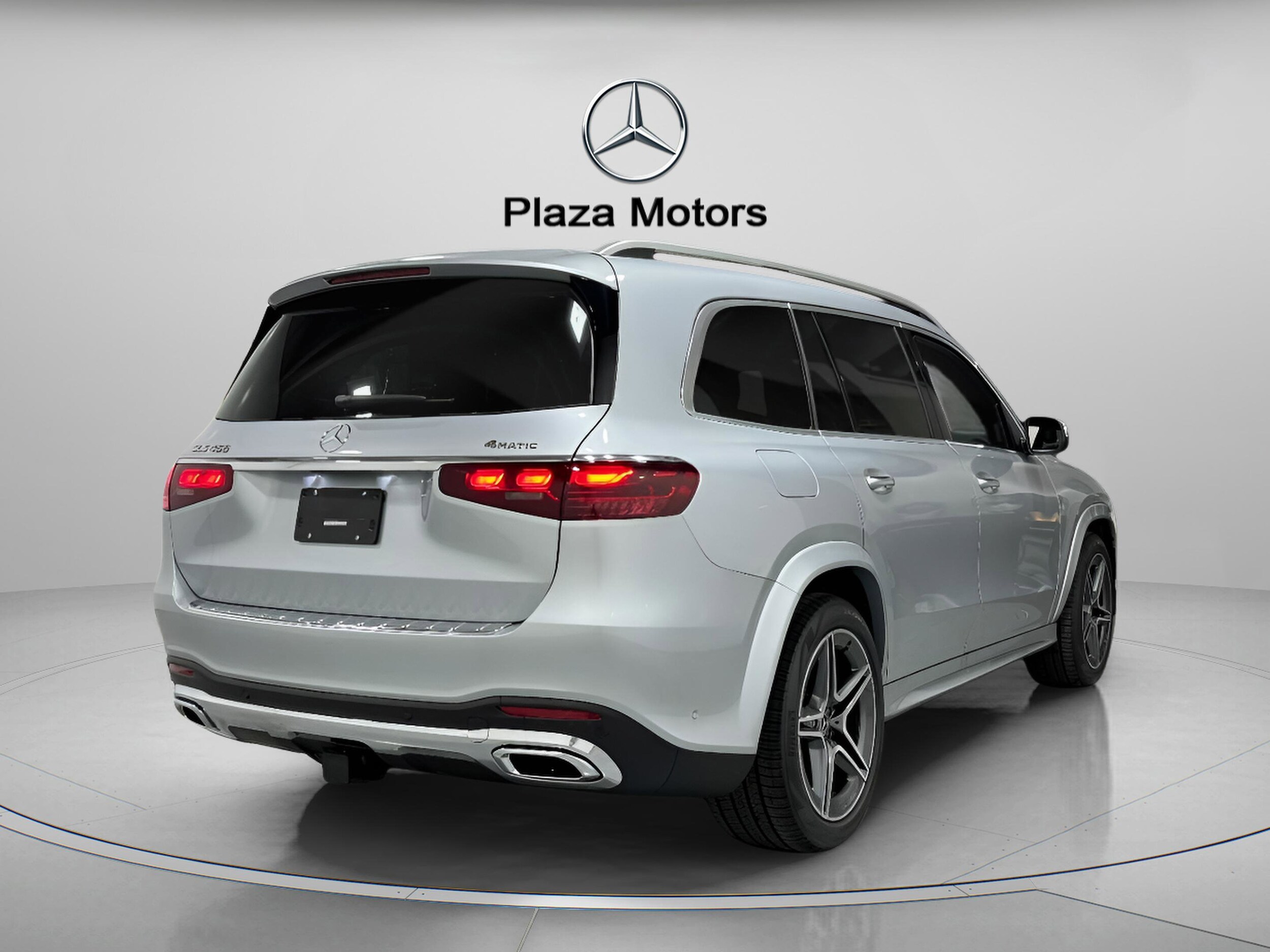 2025 Mercedes Benz GLS 450 4MATIC photo 4