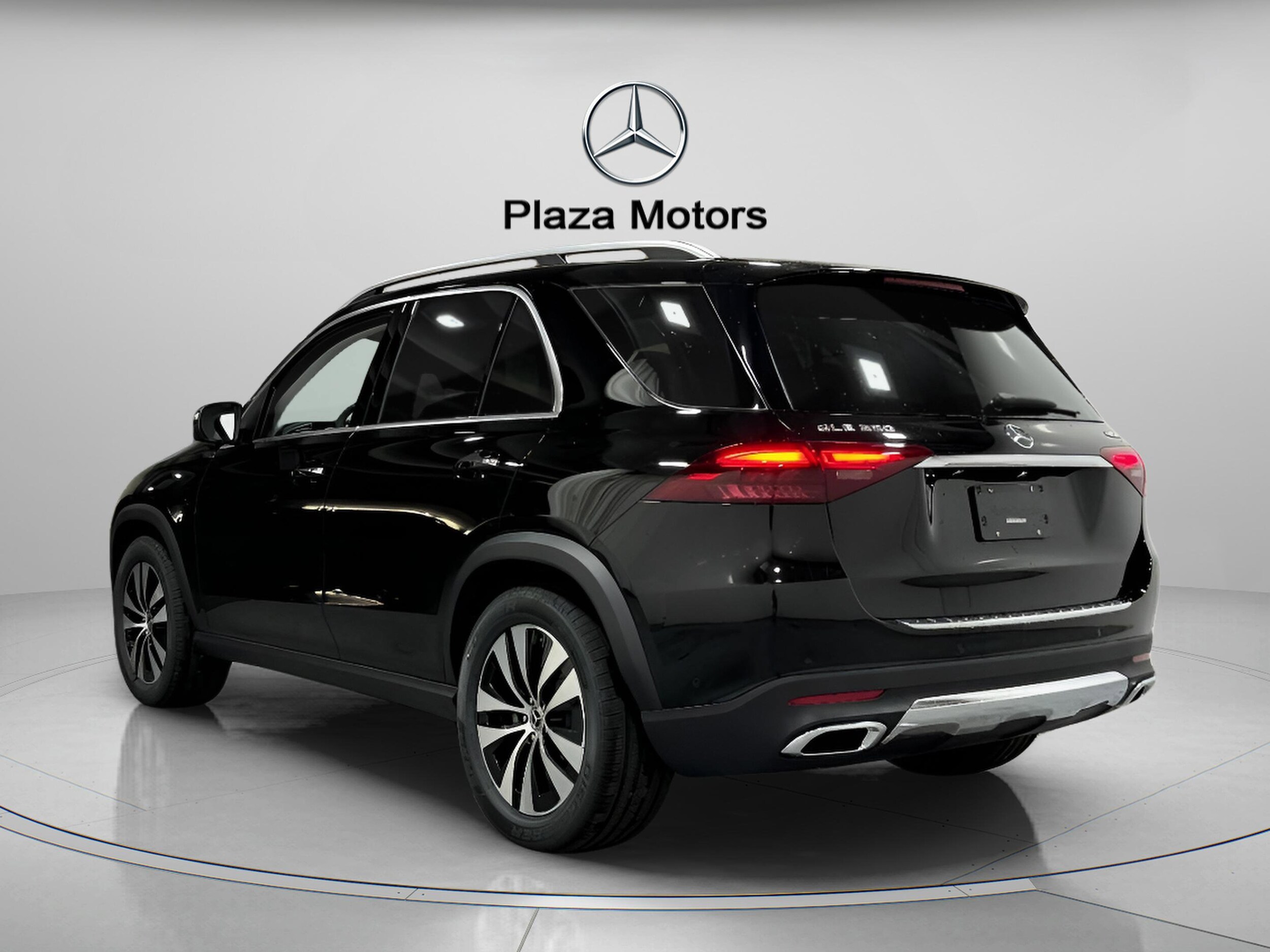 2026 Mercedes Benz GLE 350 4MATIC photo 2