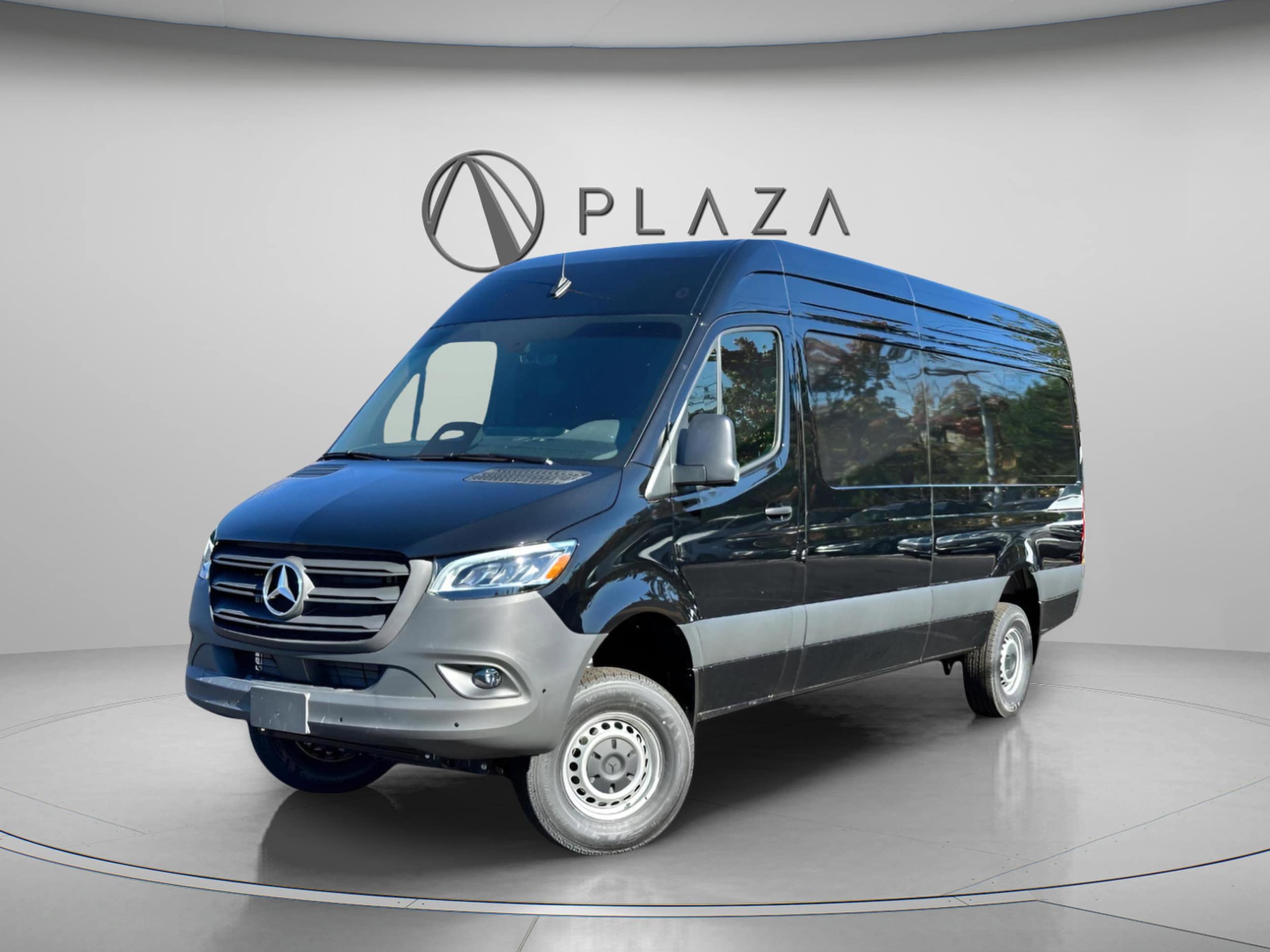 2025 Mercedes-Benz Sprinter Cargo Van Base's photo