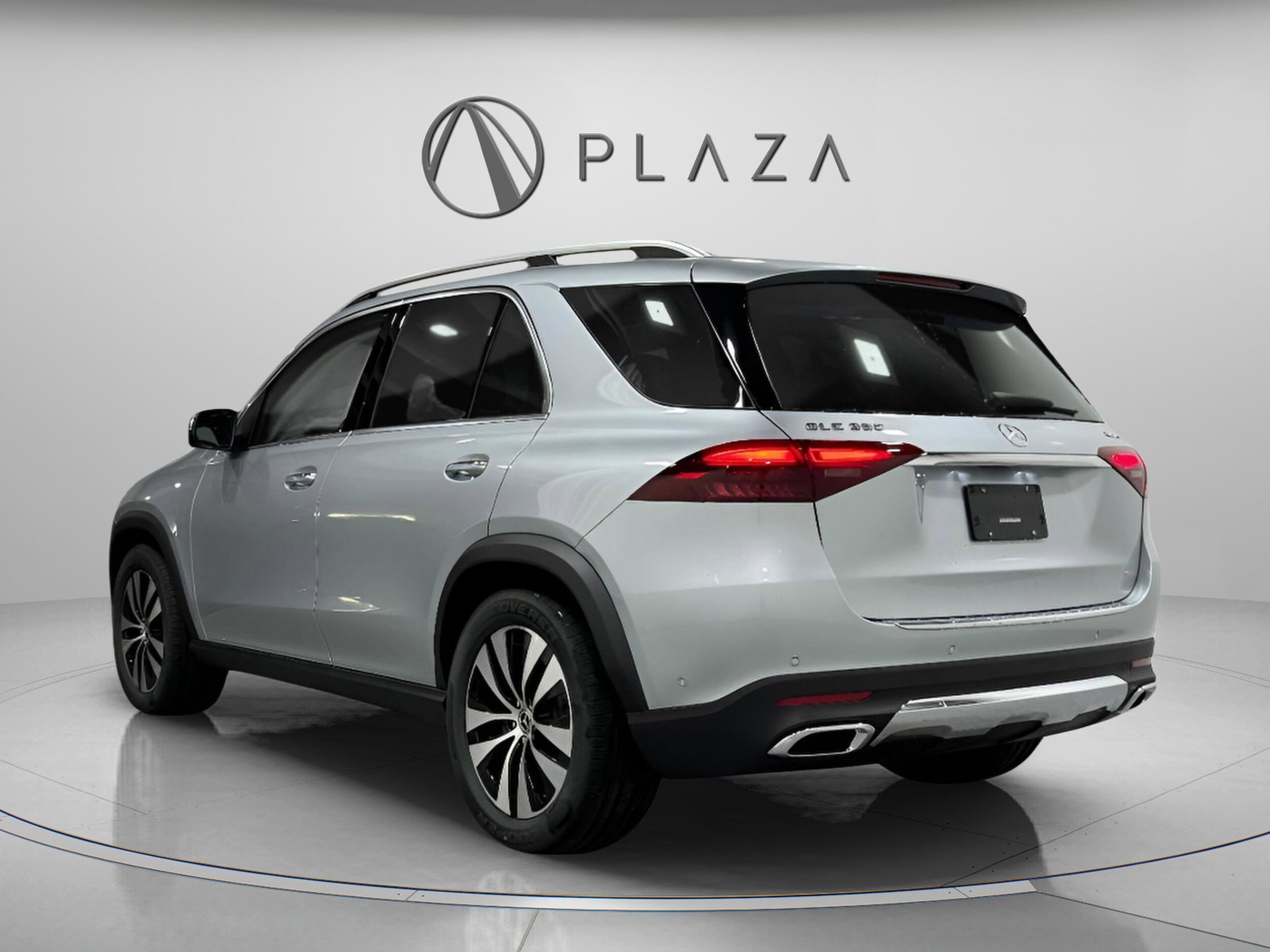 2026 Mercedes Benz GLE 350 4MATIC photo 3