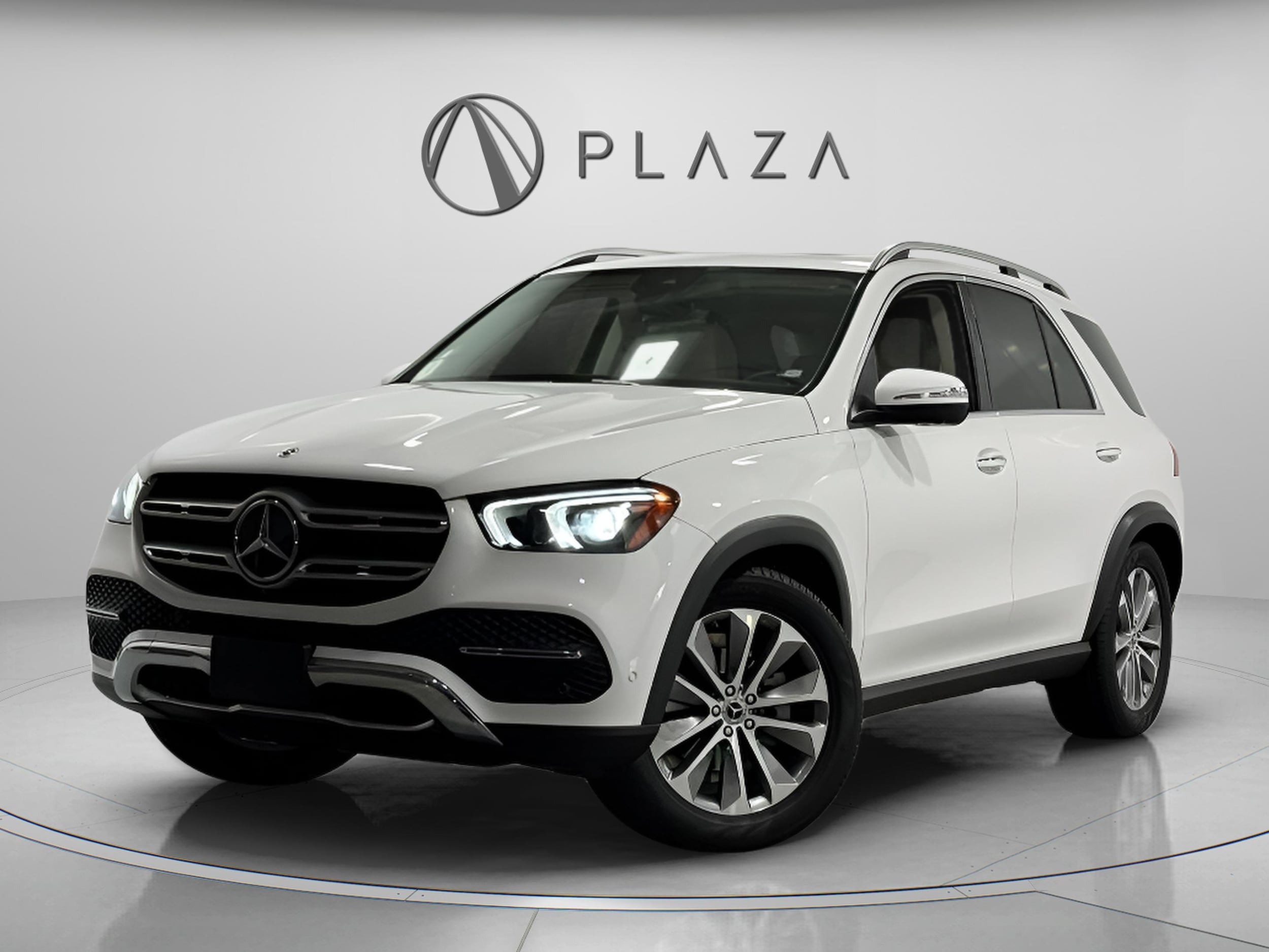 2021 Mercedes-Benz GLE Base's photo