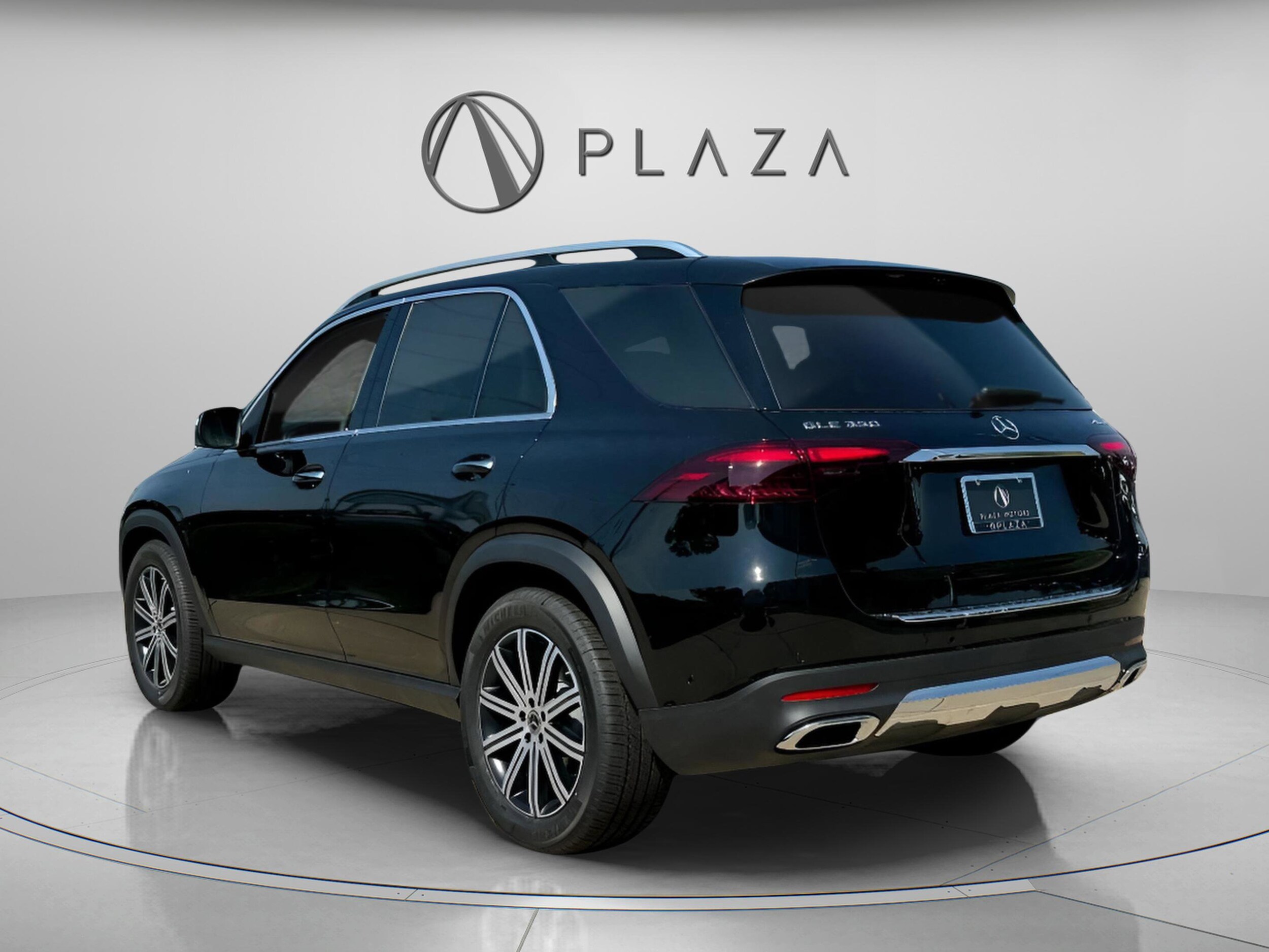 2025 Mercedes Benz GLE 350 4MATIC photo 3