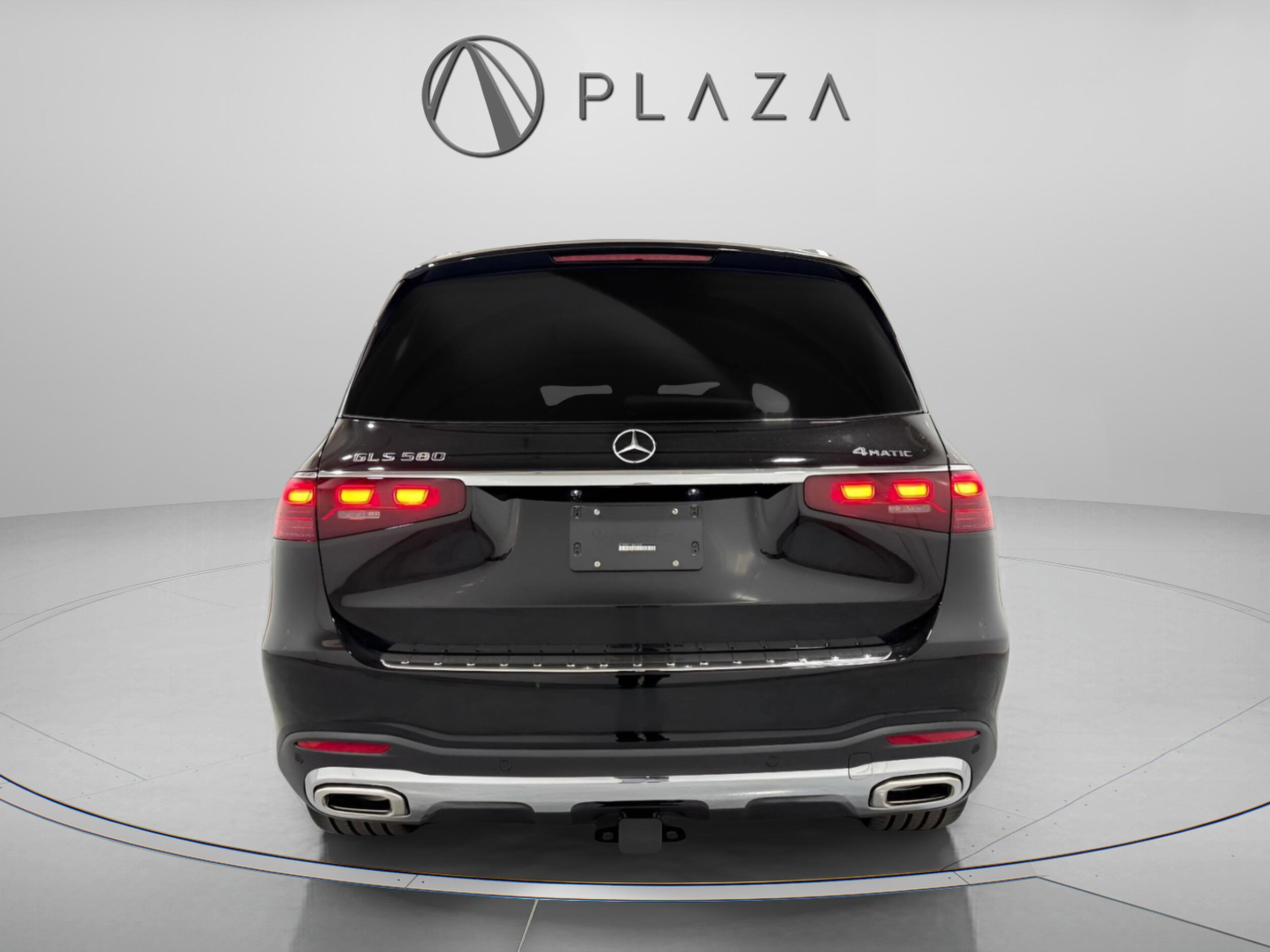 2026 Mercedes Benz GLS 580 4MATIC photo 4