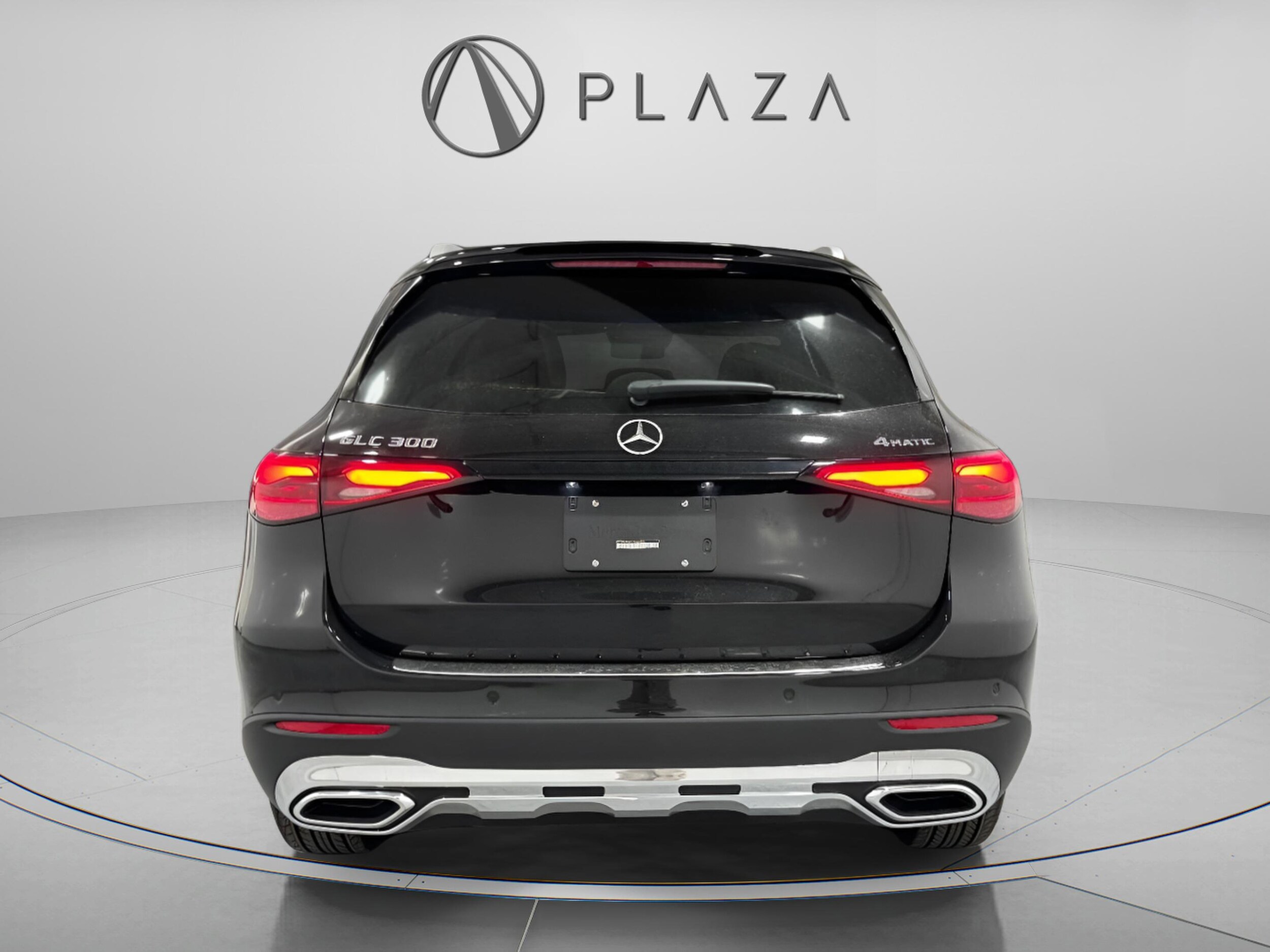 2026 Mercedes Benz GLC 300 4MATIC photo 4