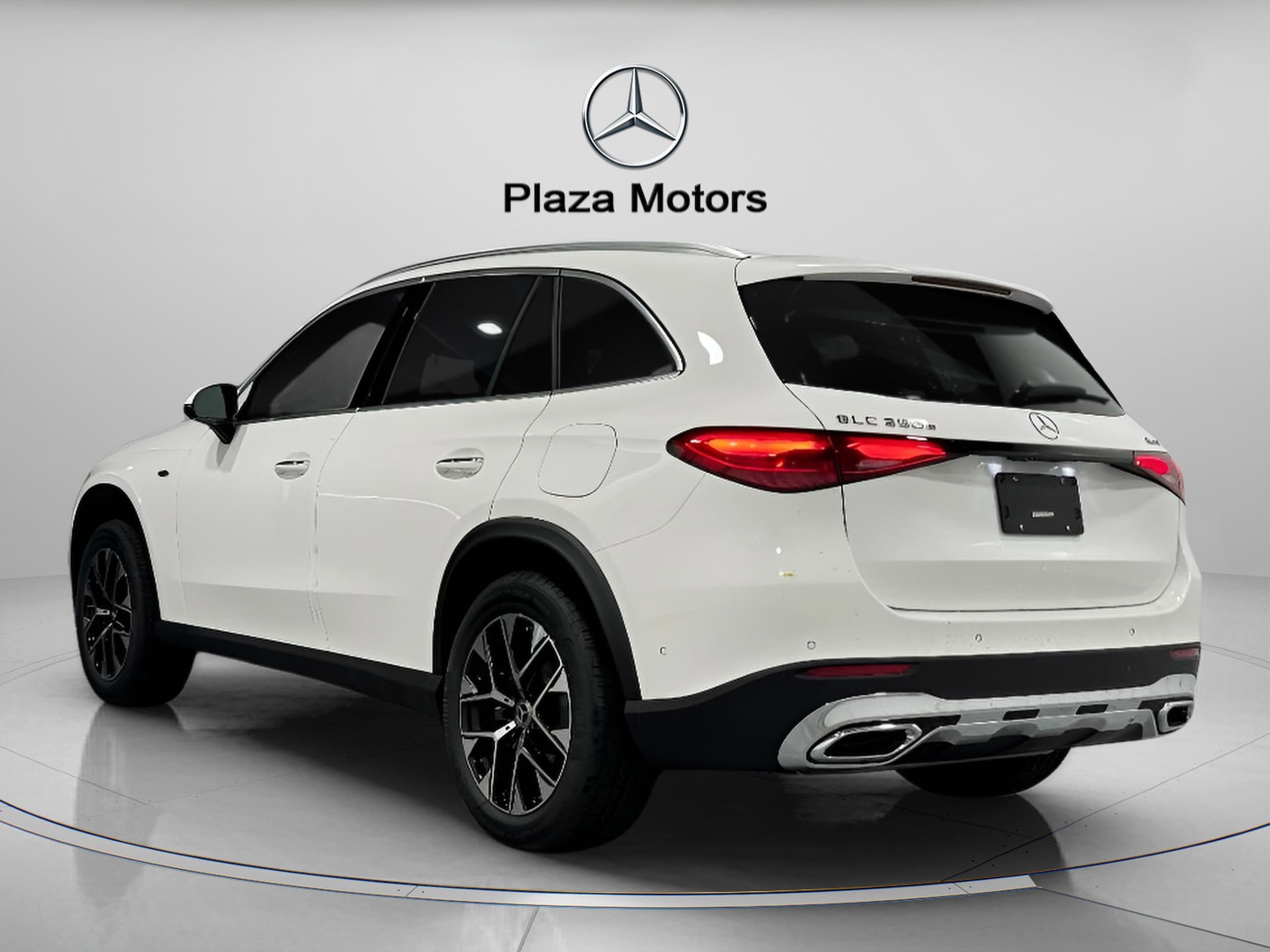 2025 Mercedes Benz GLC 350e 4MATIC photo 3