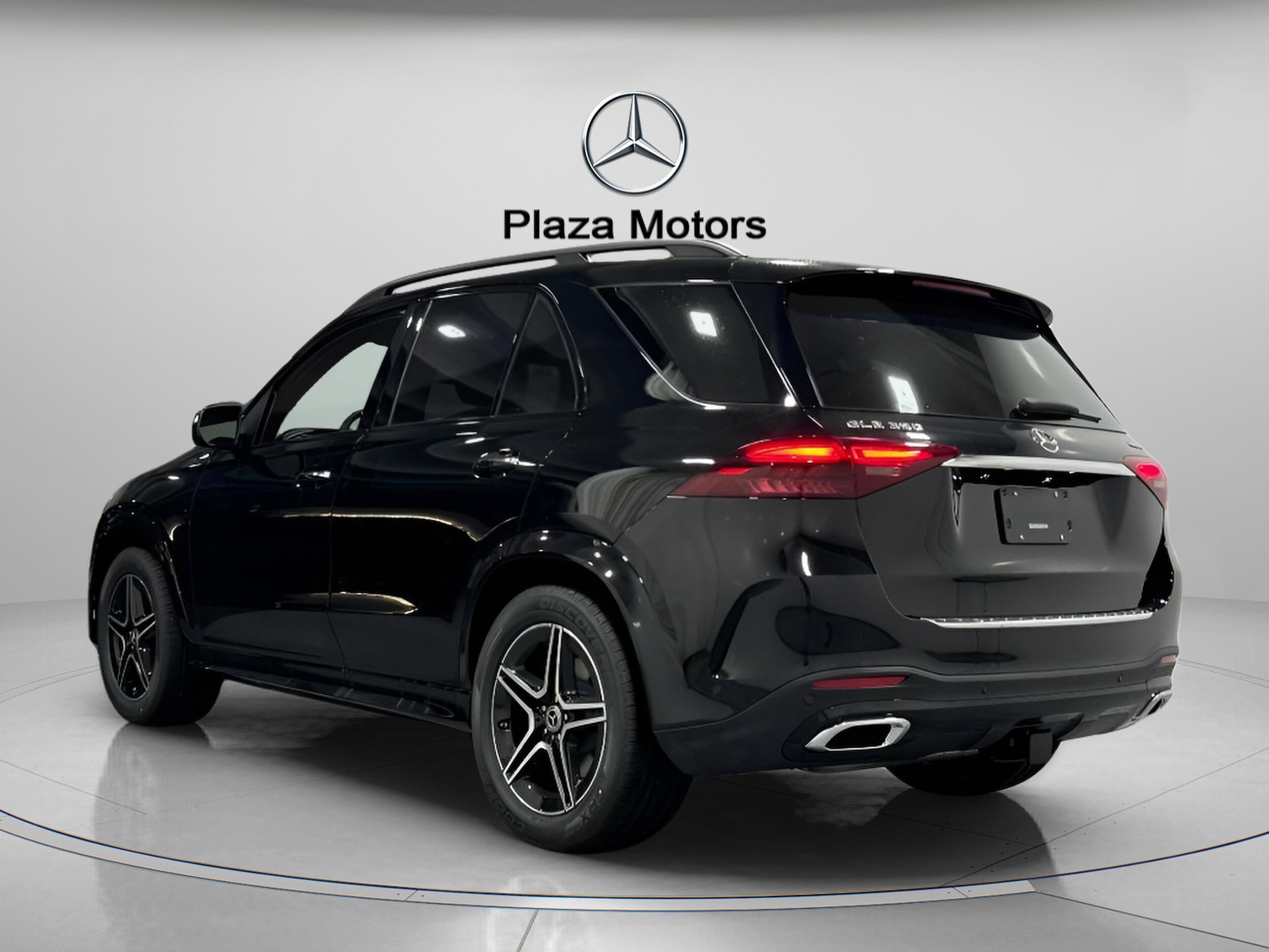 2025 Mercedes Benz GLE 350 4MATIC photo 2