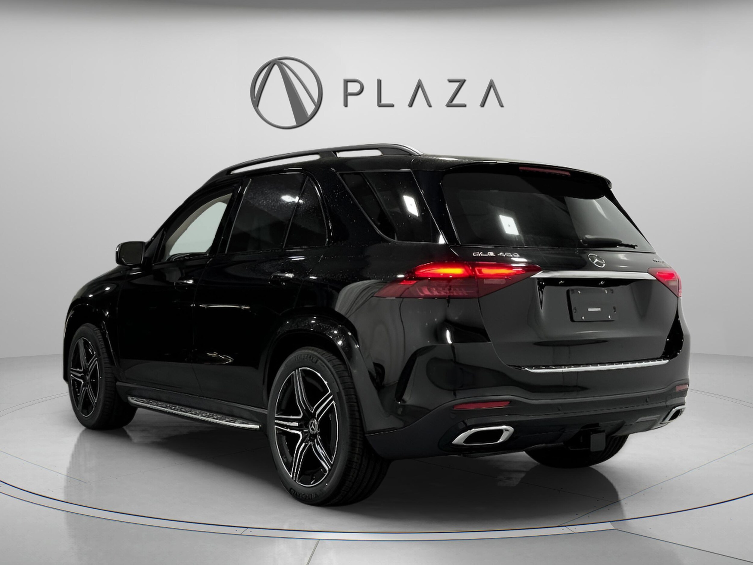 2026 Mercedes Benz GLE 450 4MATIC photo 2