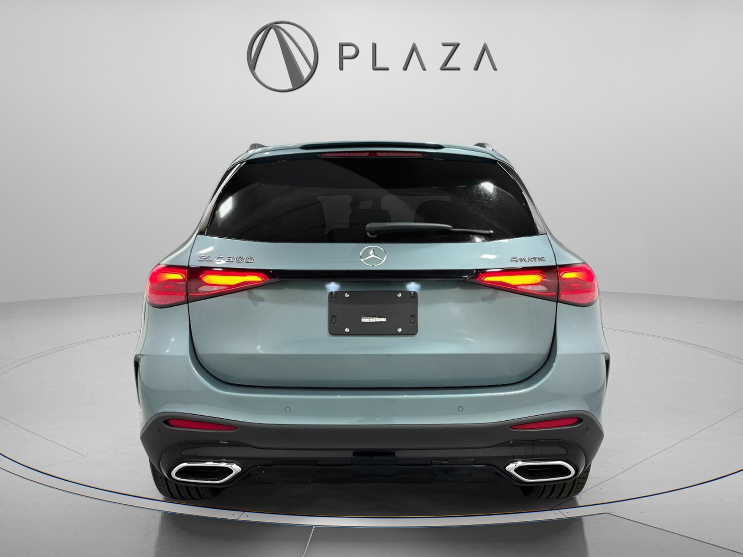 2026 Mercedes Benz GLC 300 4MATIC photo 3