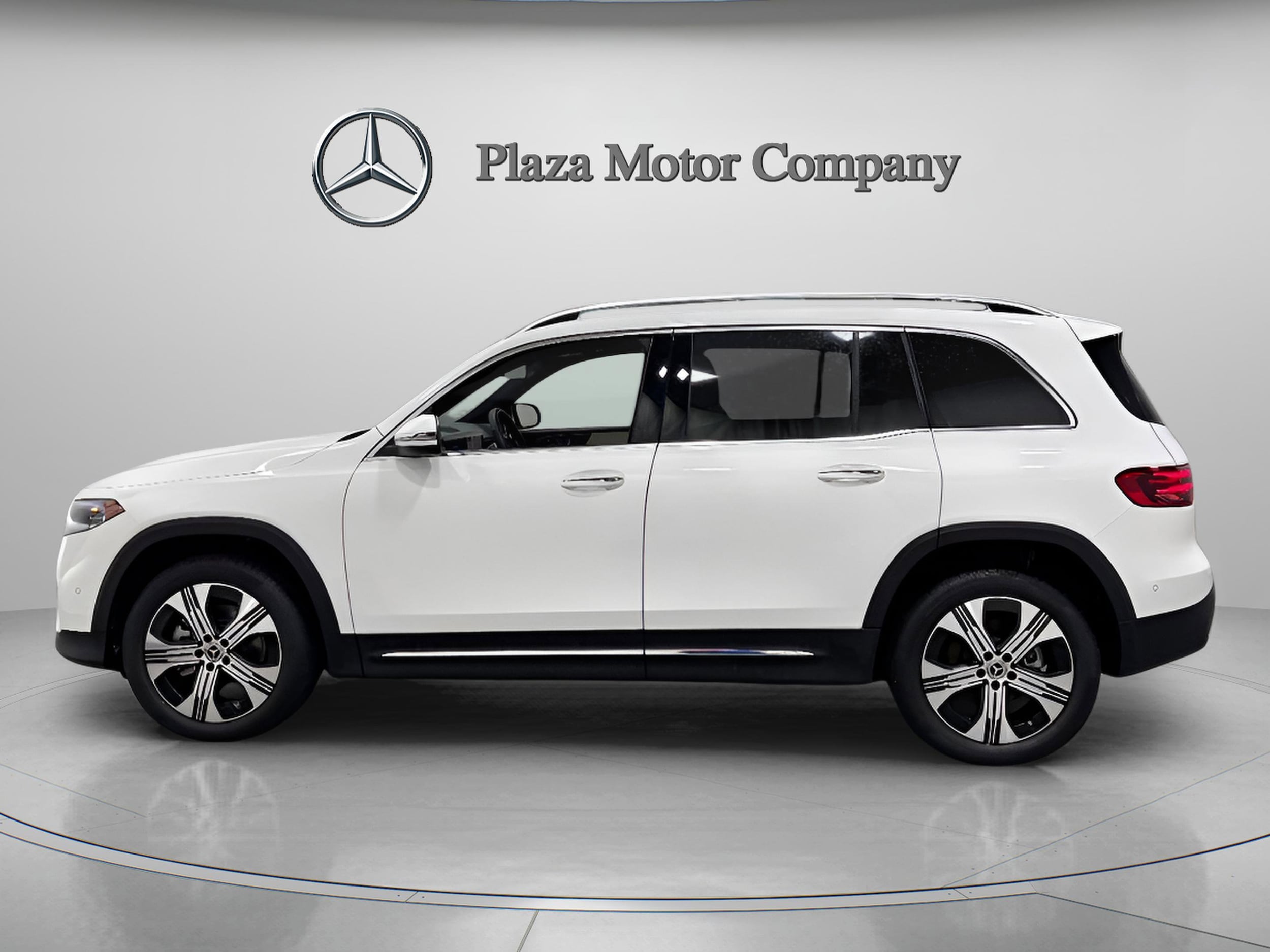 Certified 2024 Mercedes-Benz EQB Base with VIN W1N9M0KBXRN104224 for sale in Creve Coeur, MO
