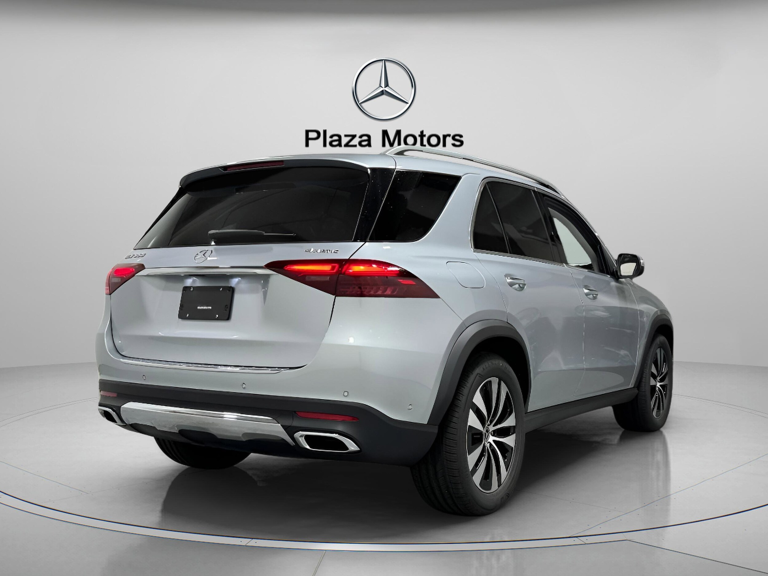 2026 Mercedes Benz GLE 350 4MATIC photo 4