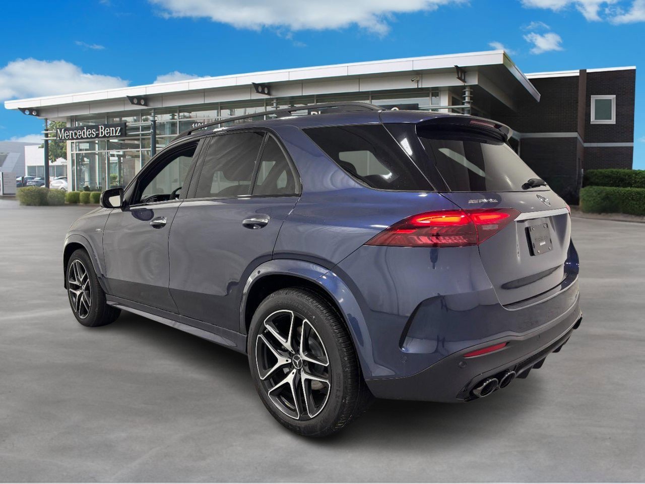 2025 Mercedes Benz GLE AMG 53 4MATIC photo 3