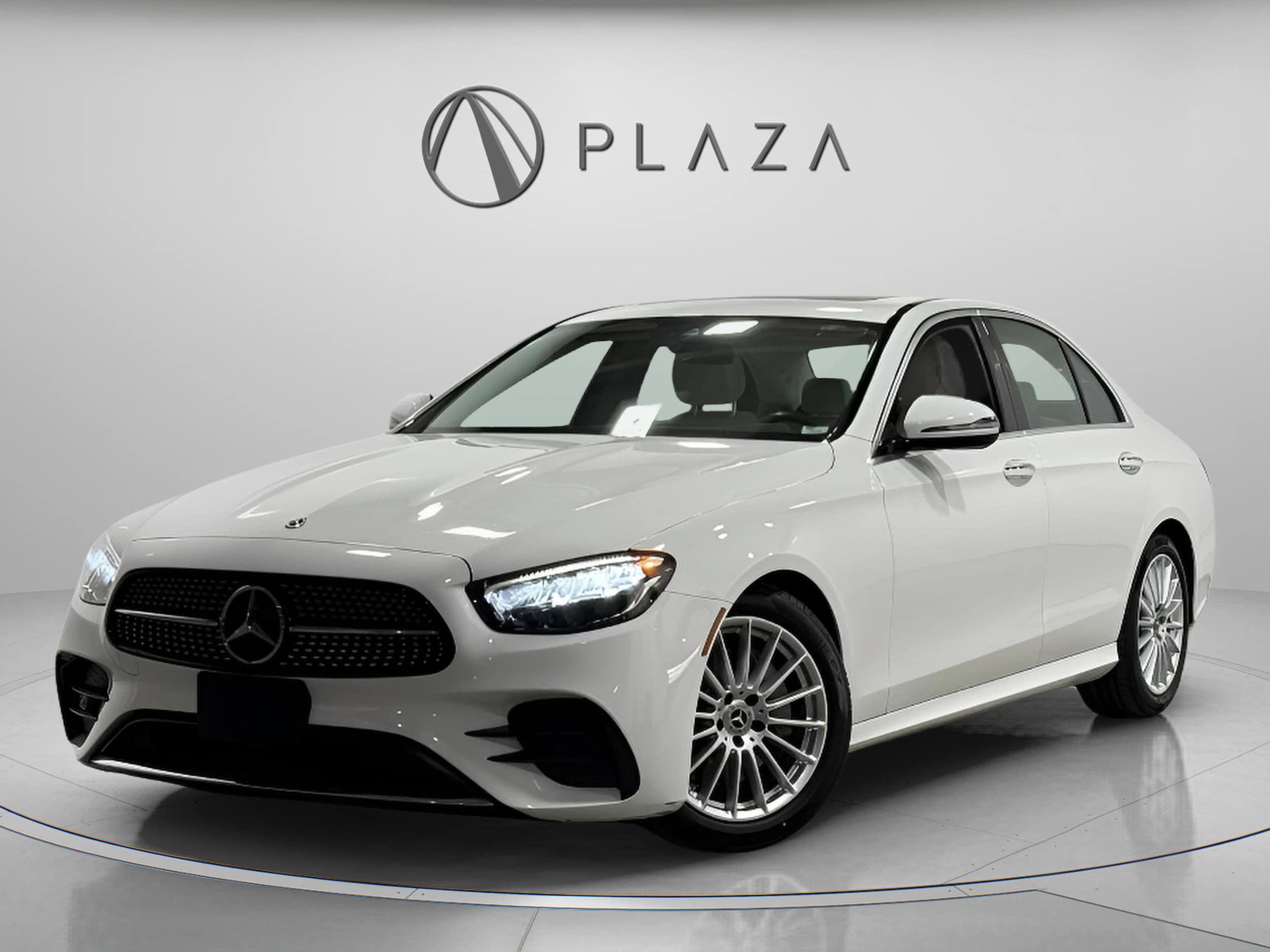 2021 Mercedes-Benz E-Class E350's photo