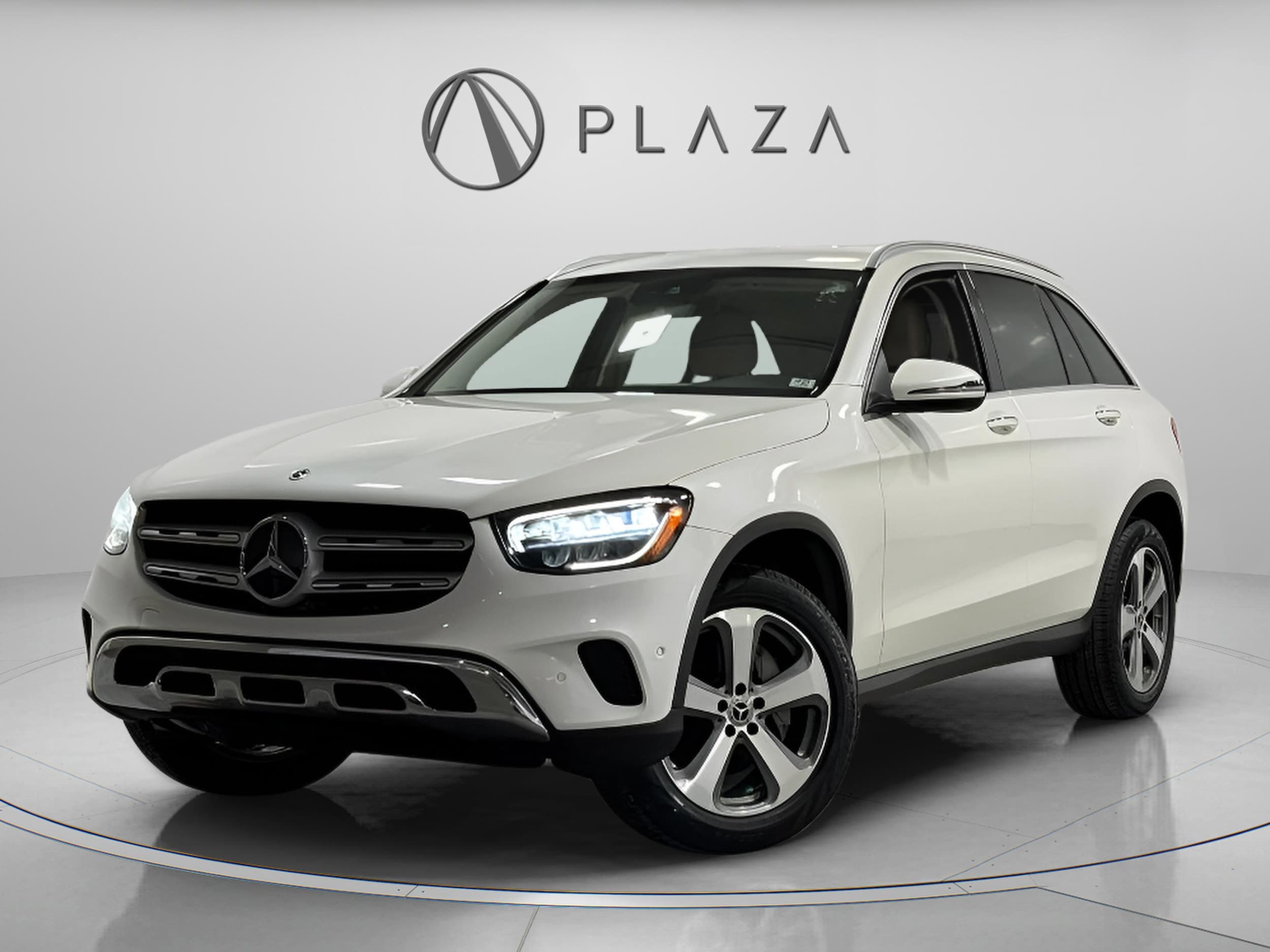 2022 Mercedes-Benz GLC GLC300's photo